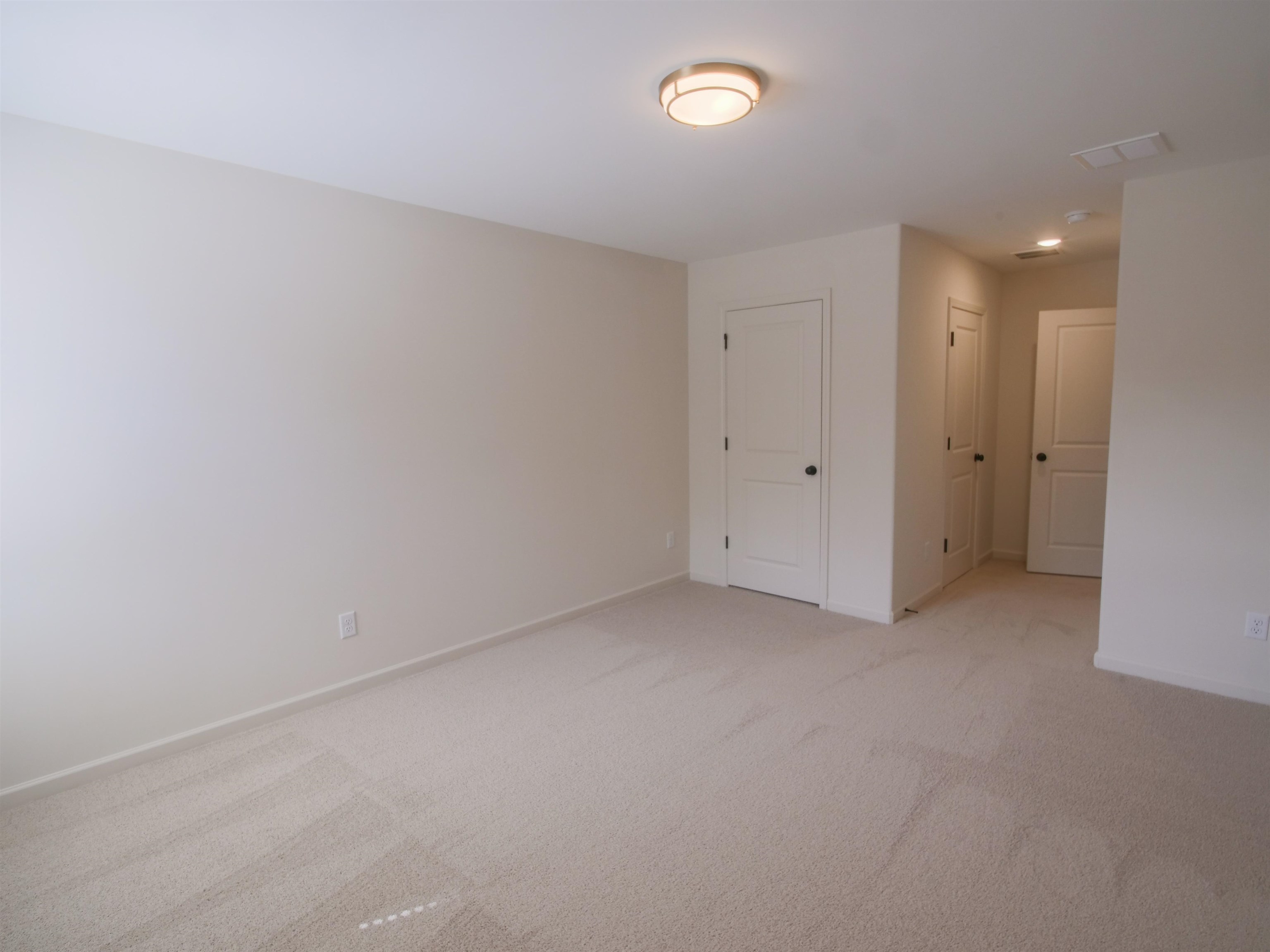 9574 Grays Hollow Dr S Property Photo 25
