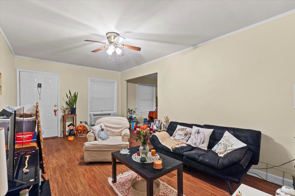3743 Given Ave Property Photo 3