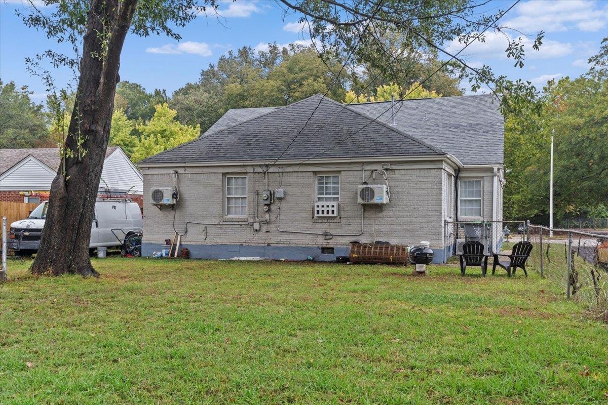 3743 Given Ave Property Photo 17
