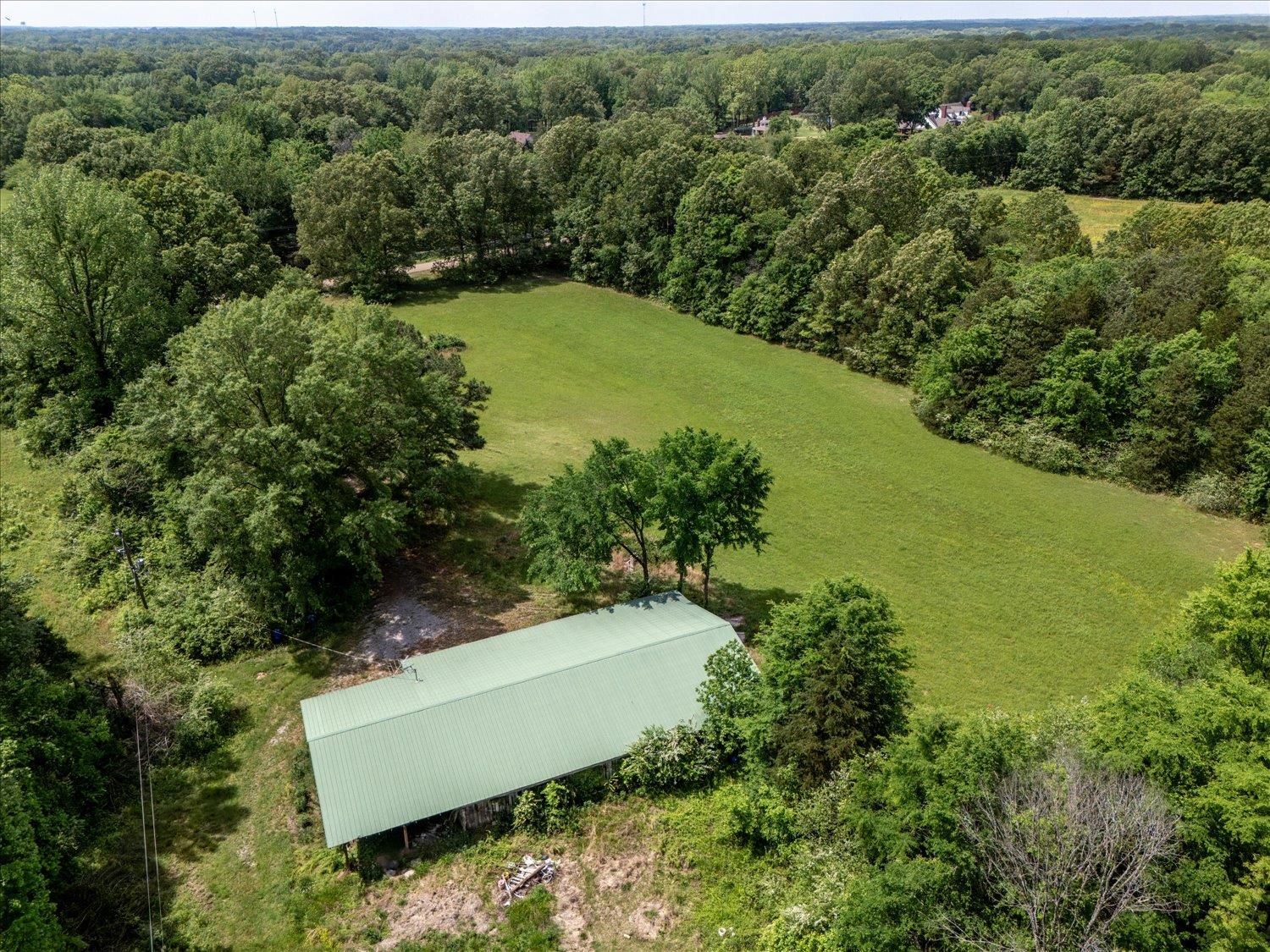 11620 E Holmes Rd E Property Photo 10