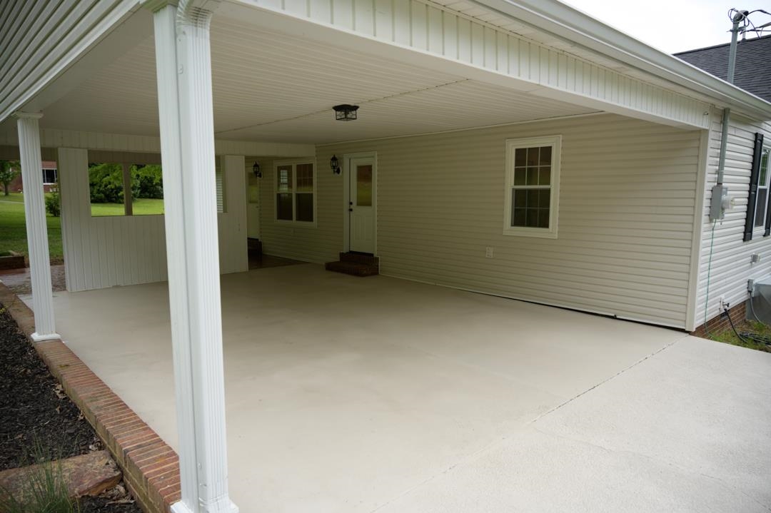 1152 E Poplar Ave Property Photo 30
