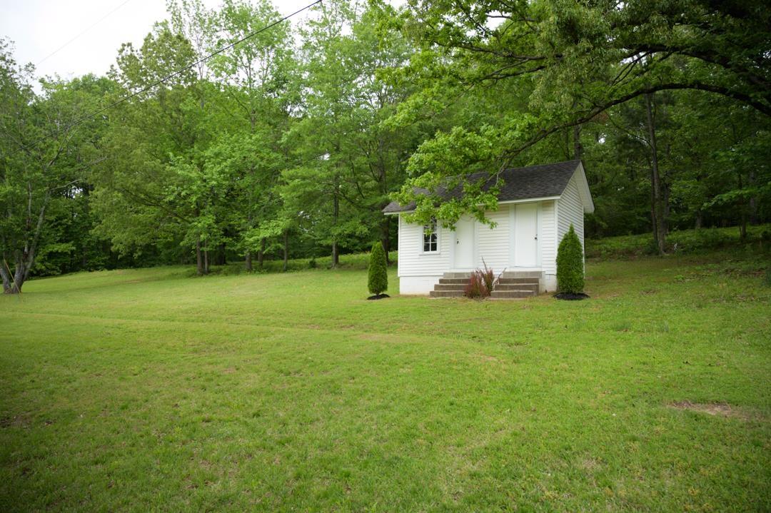 1152 E Poplar Ave Property Photo 33