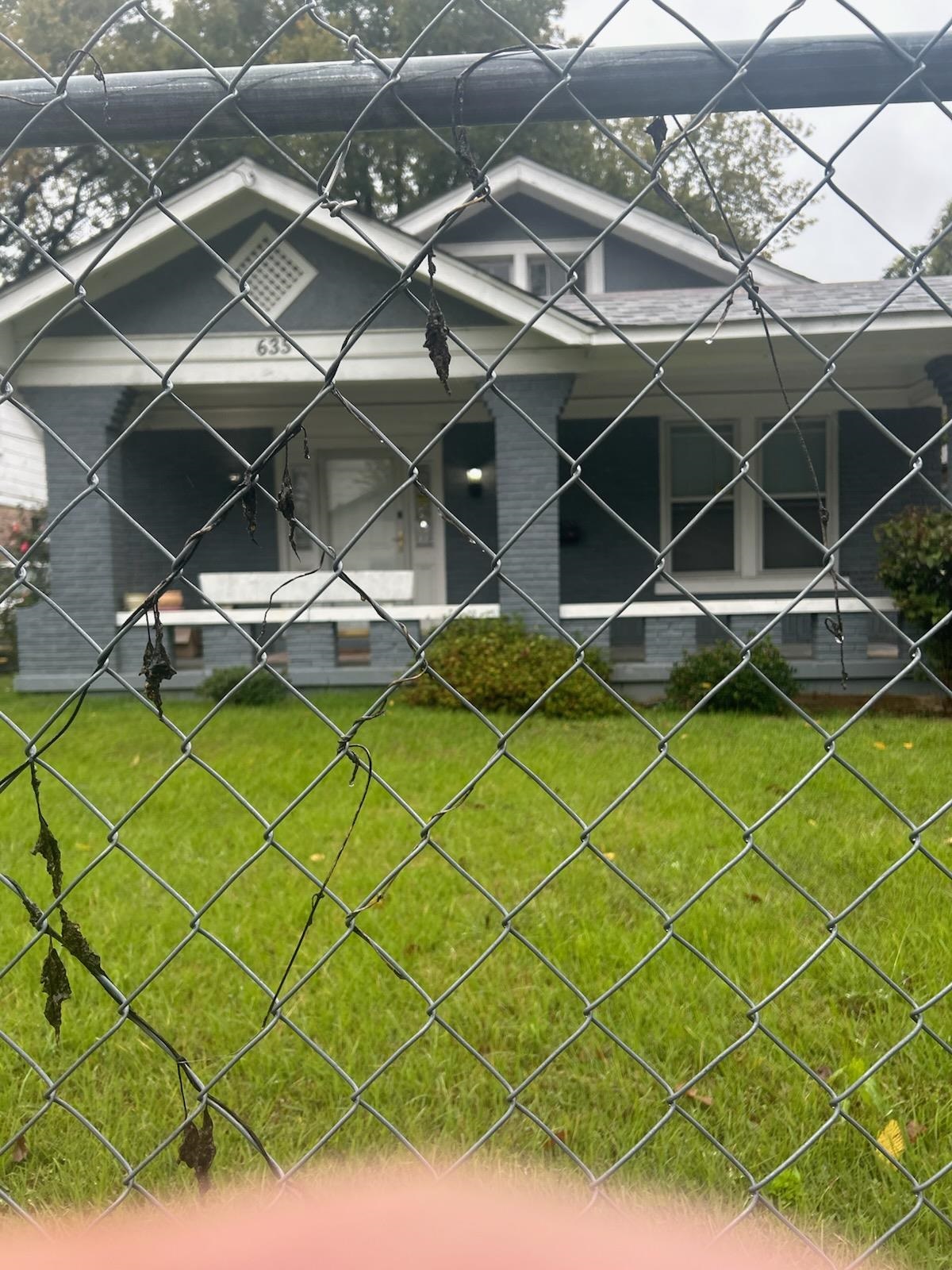 635 N Merton Ave Property Photo 15