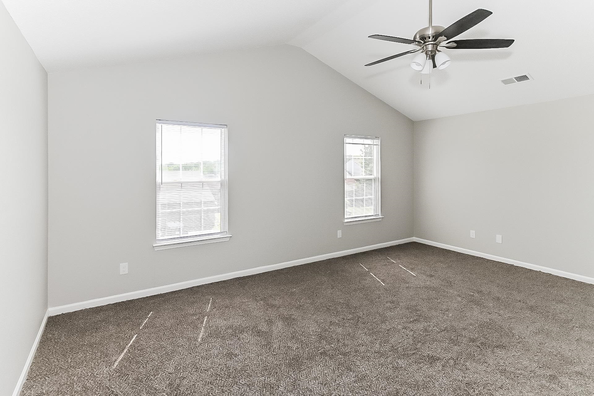 4891 Top Notch Loop Property Photo 11