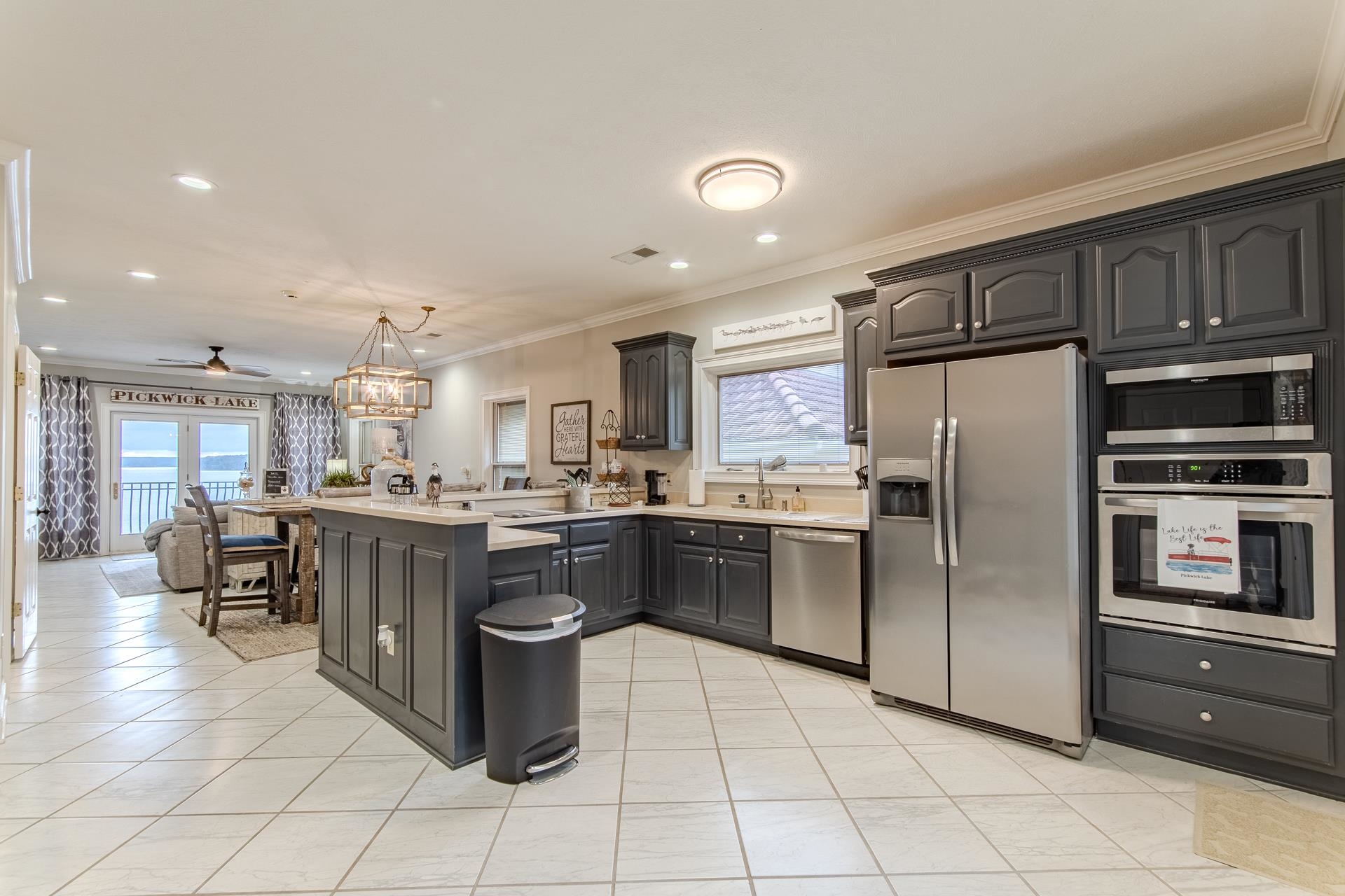 245 Tidewater Pt Property Photo 6