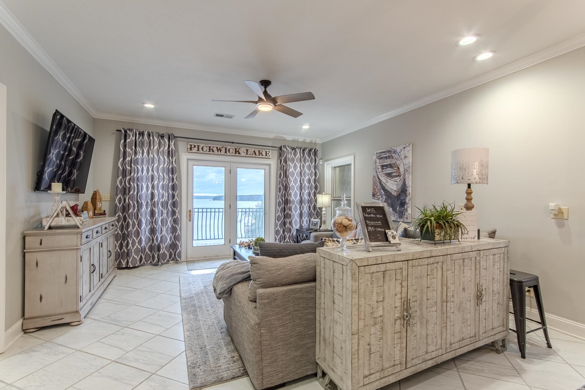 245 Tidewater Pt Property Photo 12