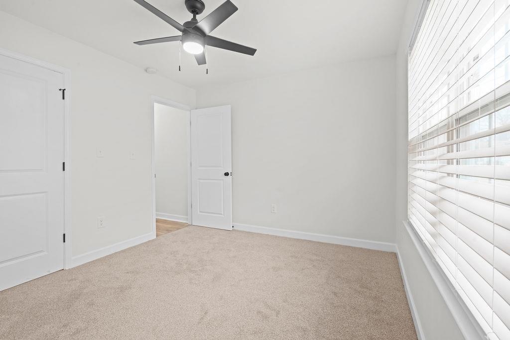 352 Gaston Ave Property Photo 14