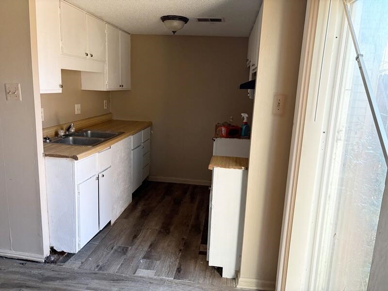 5273 Flowering Peach Dr 5273 Property Photo 6