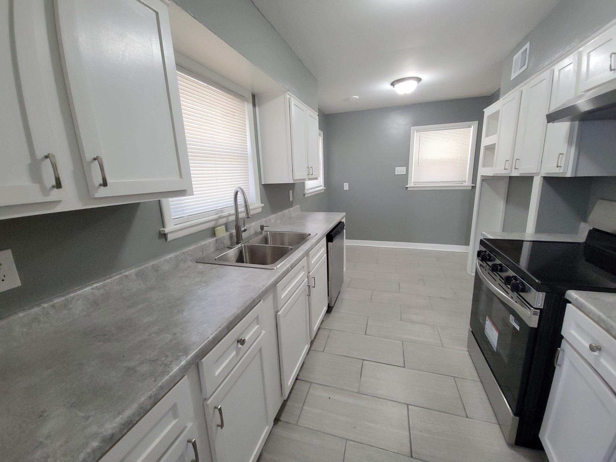 1185 Timothy Dr Property Photo 6