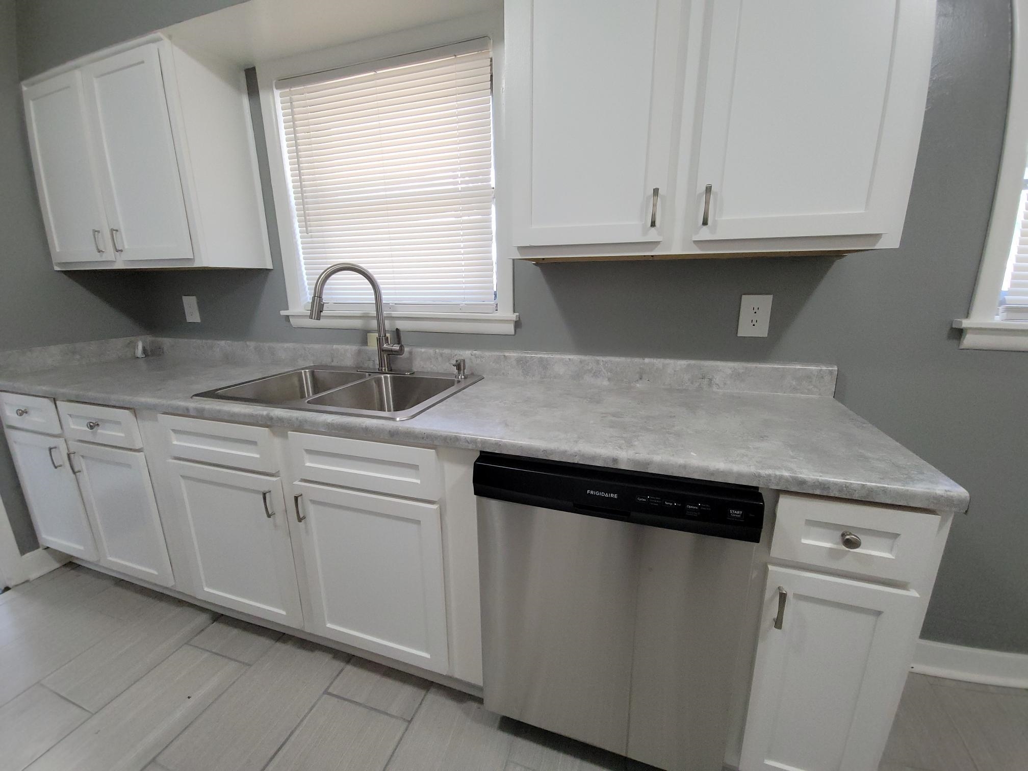 1185 Timothy Dr Property Photo 8