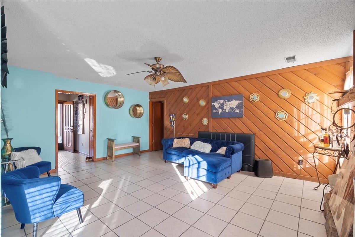 6605 Red Birch Dr Property Photo 4
