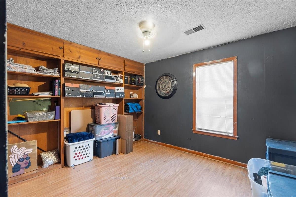 6605 Red Birch Dr Property Photo 9