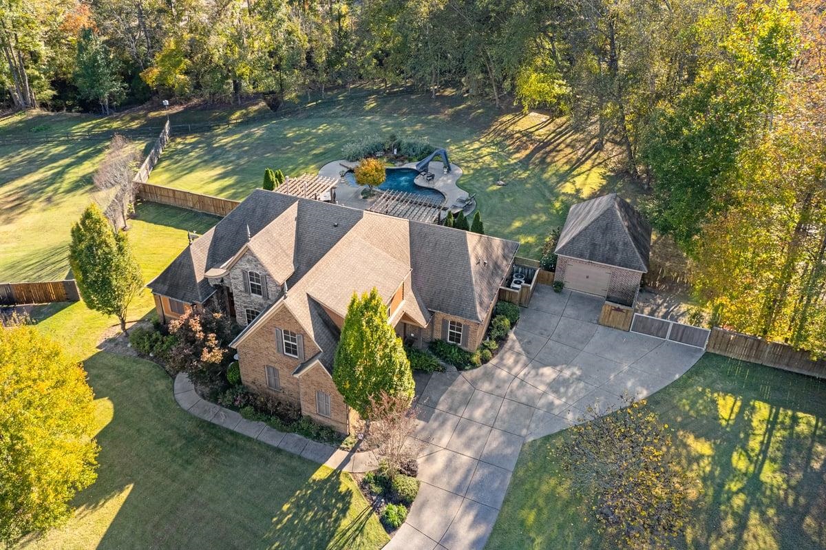 70 Forres Cv Property Photo 1