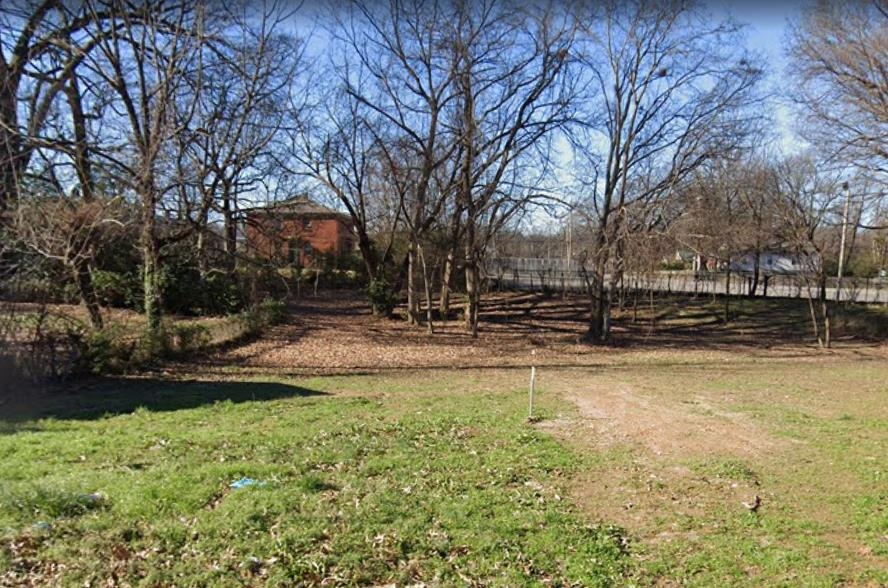 317 Harrell St Property Photo 2
