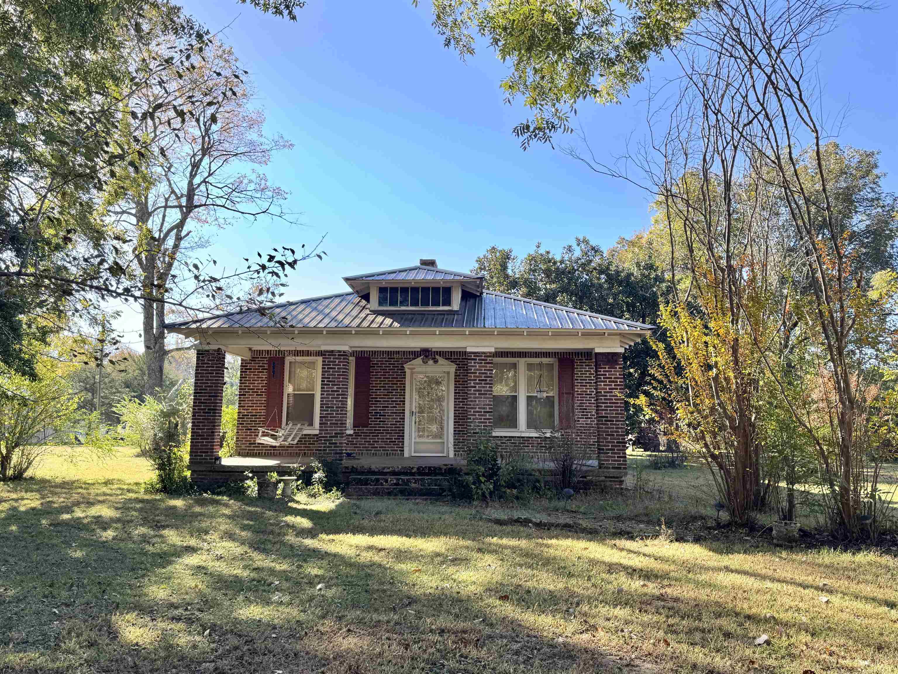 1415 Smith Dr Property Photo 1