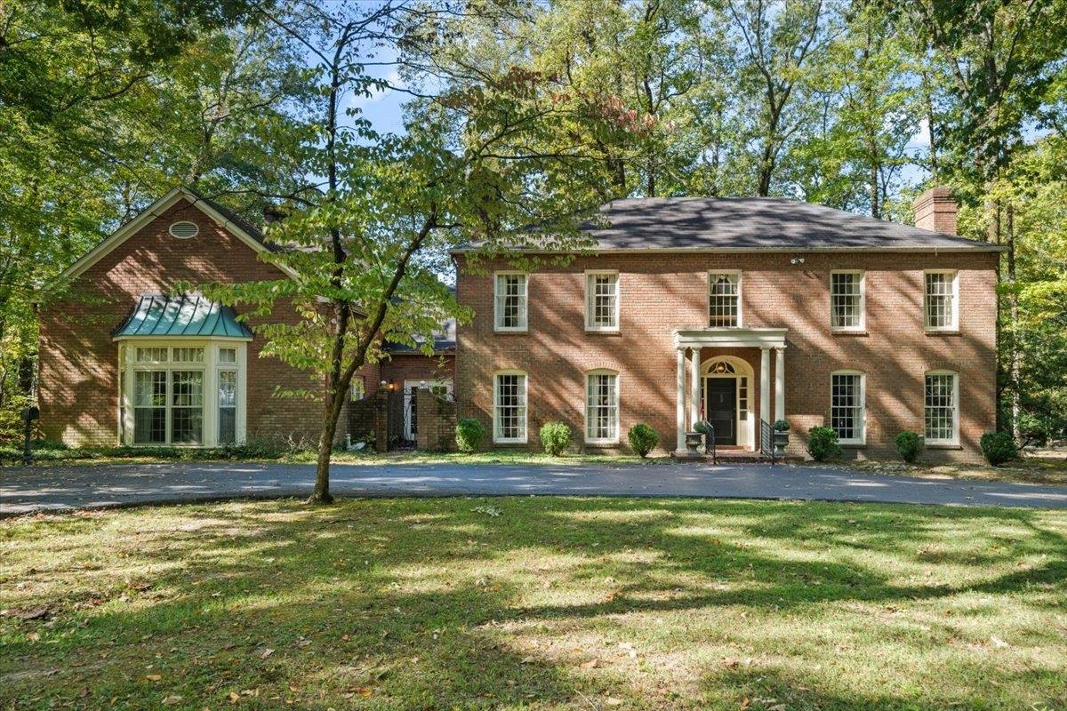 6021 River Oaks Cv Property Photo 1