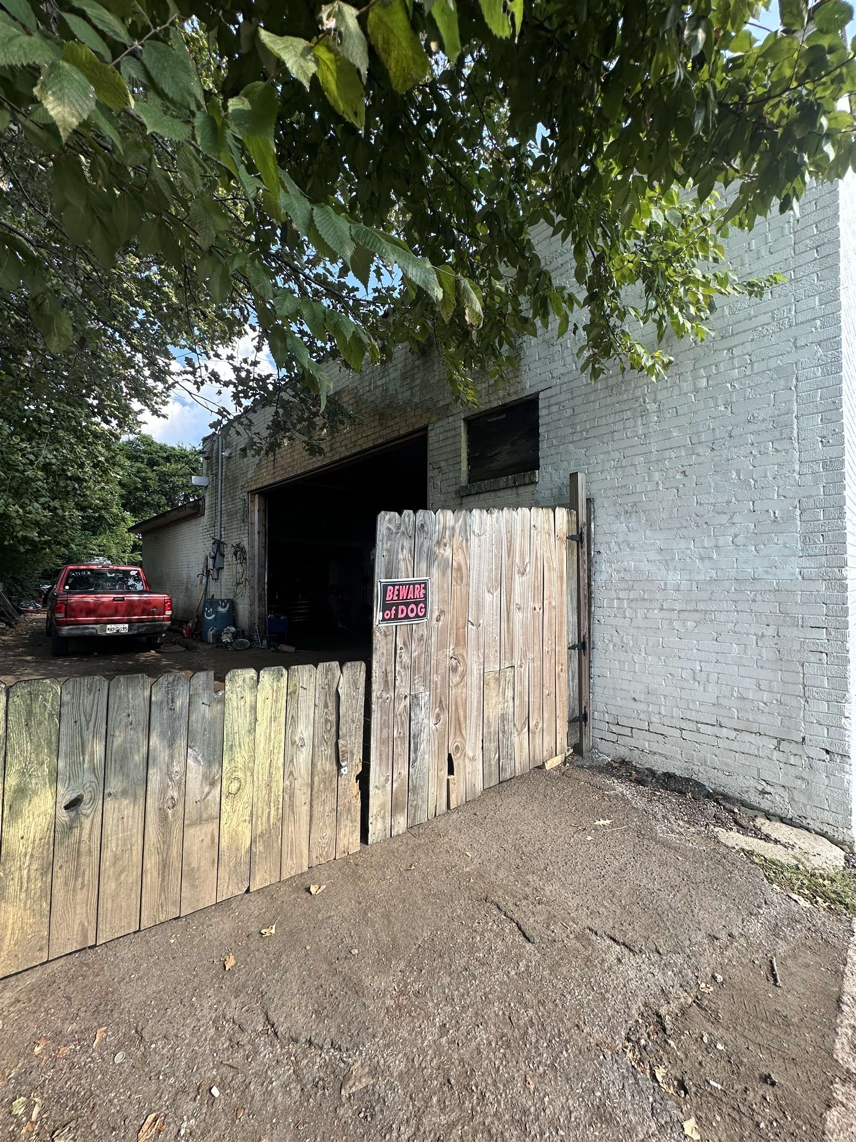 1622 Hamilton St Property Photo 3