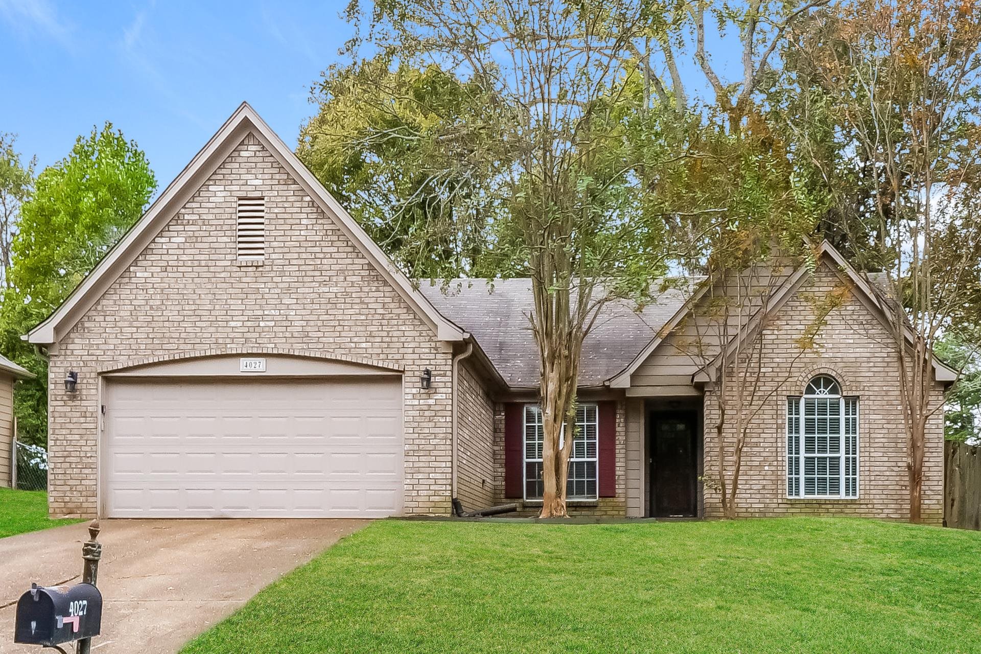 4027 Gouverneur St Property Photo 1