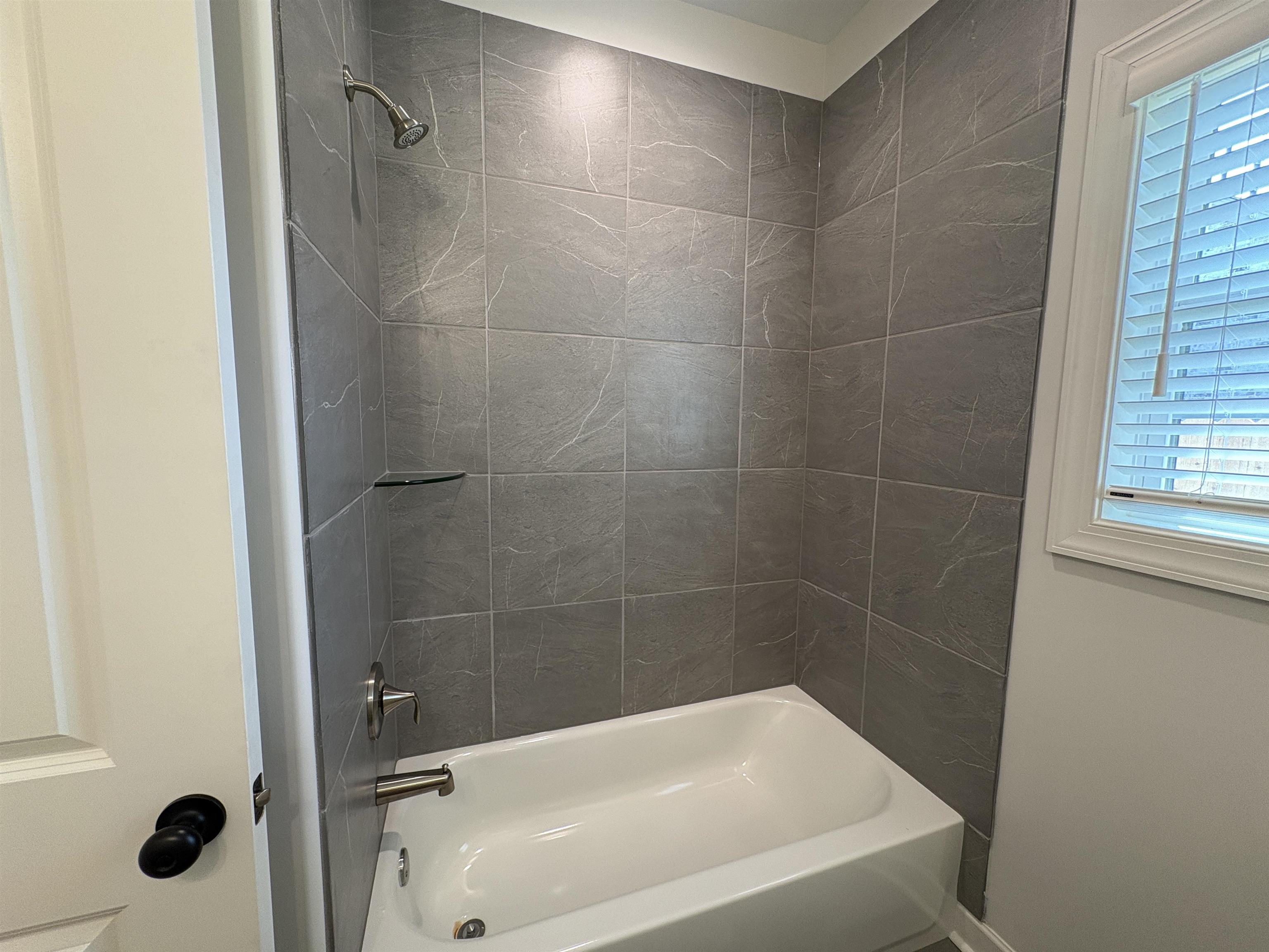 336 Rolling Grove Blvd Property Photo 16