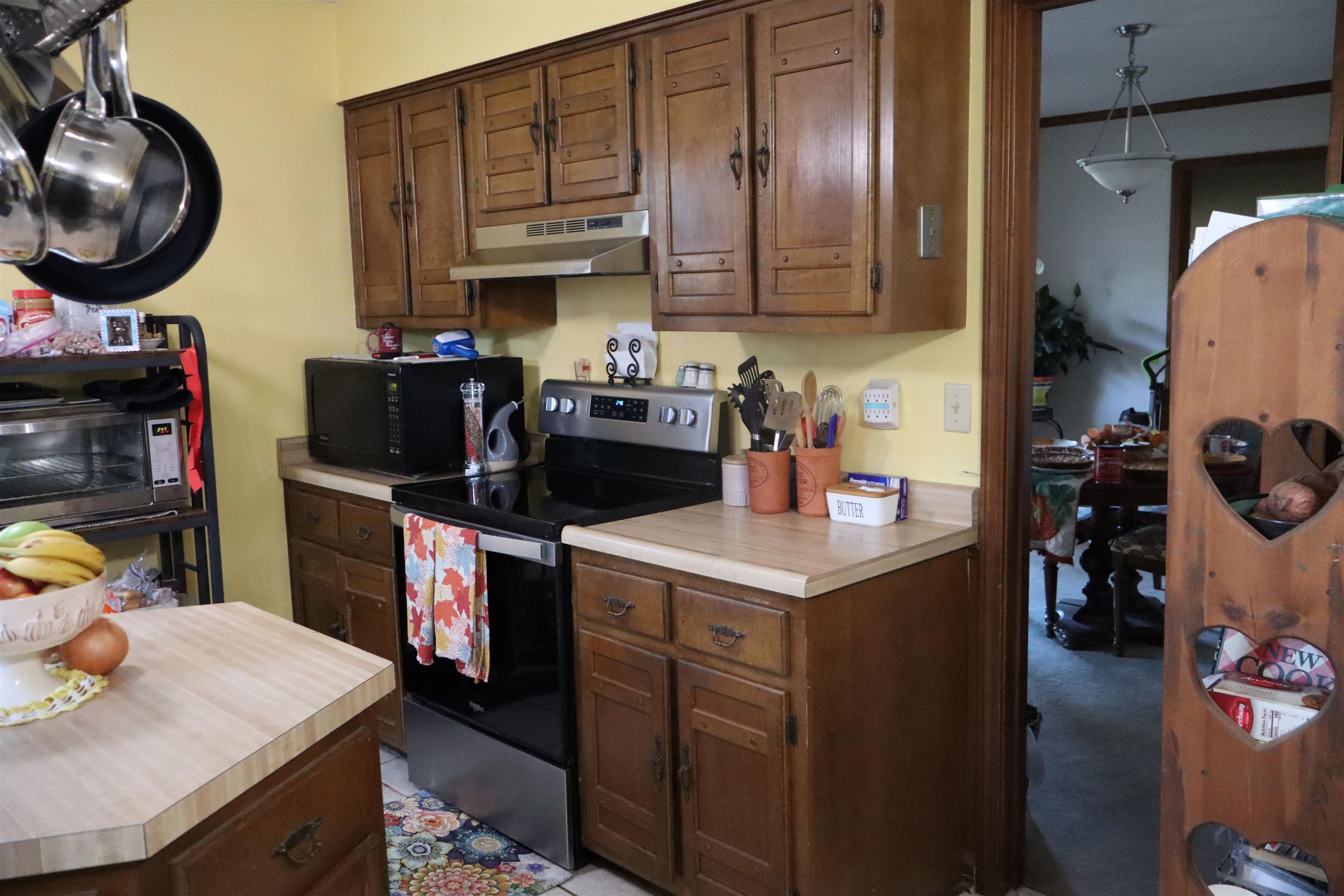 6781 Henredon Dr Property Photo 9