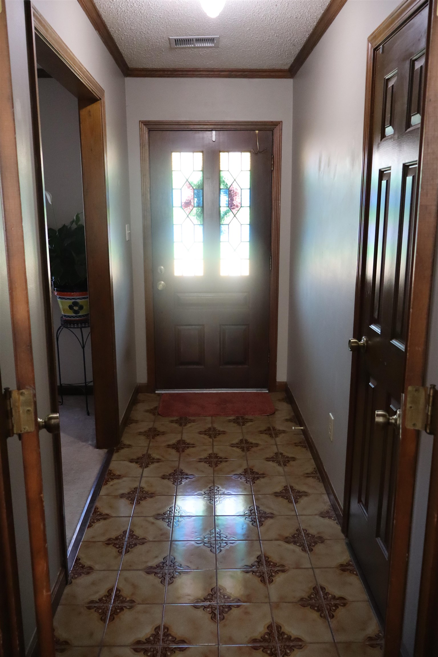 6781 Henredon Dr Property Photo 14