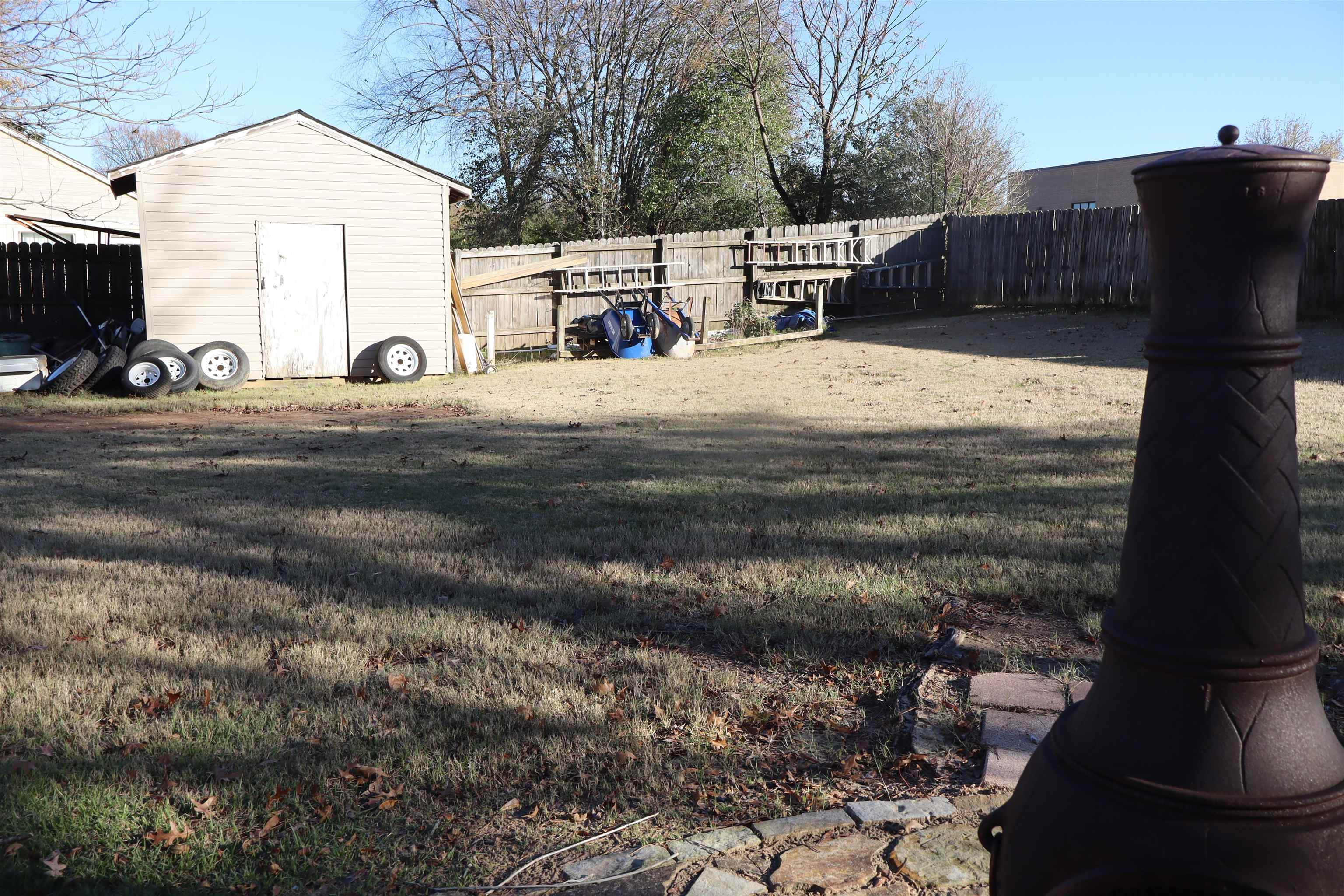6781 Henredon Dr Property Photo 31