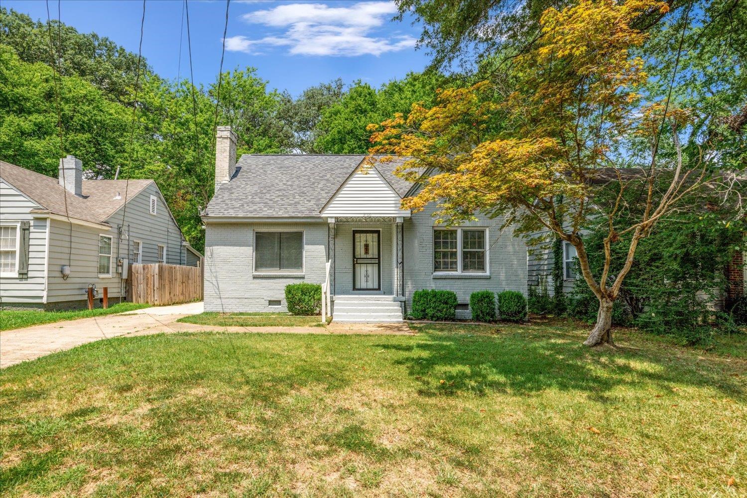 3600 Powell Ave Property Photo 1