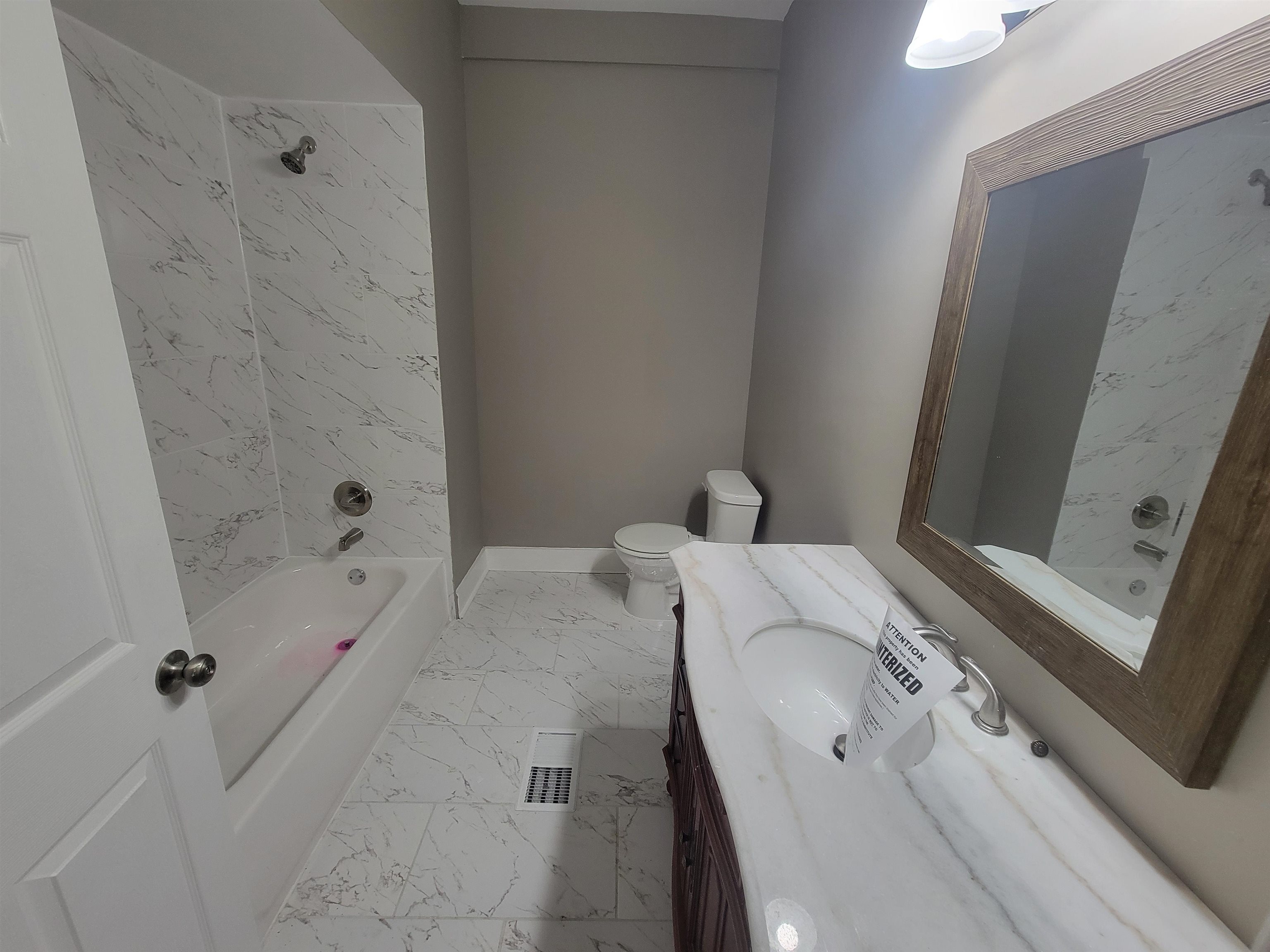 105 N Evergreen St Property Photo 15