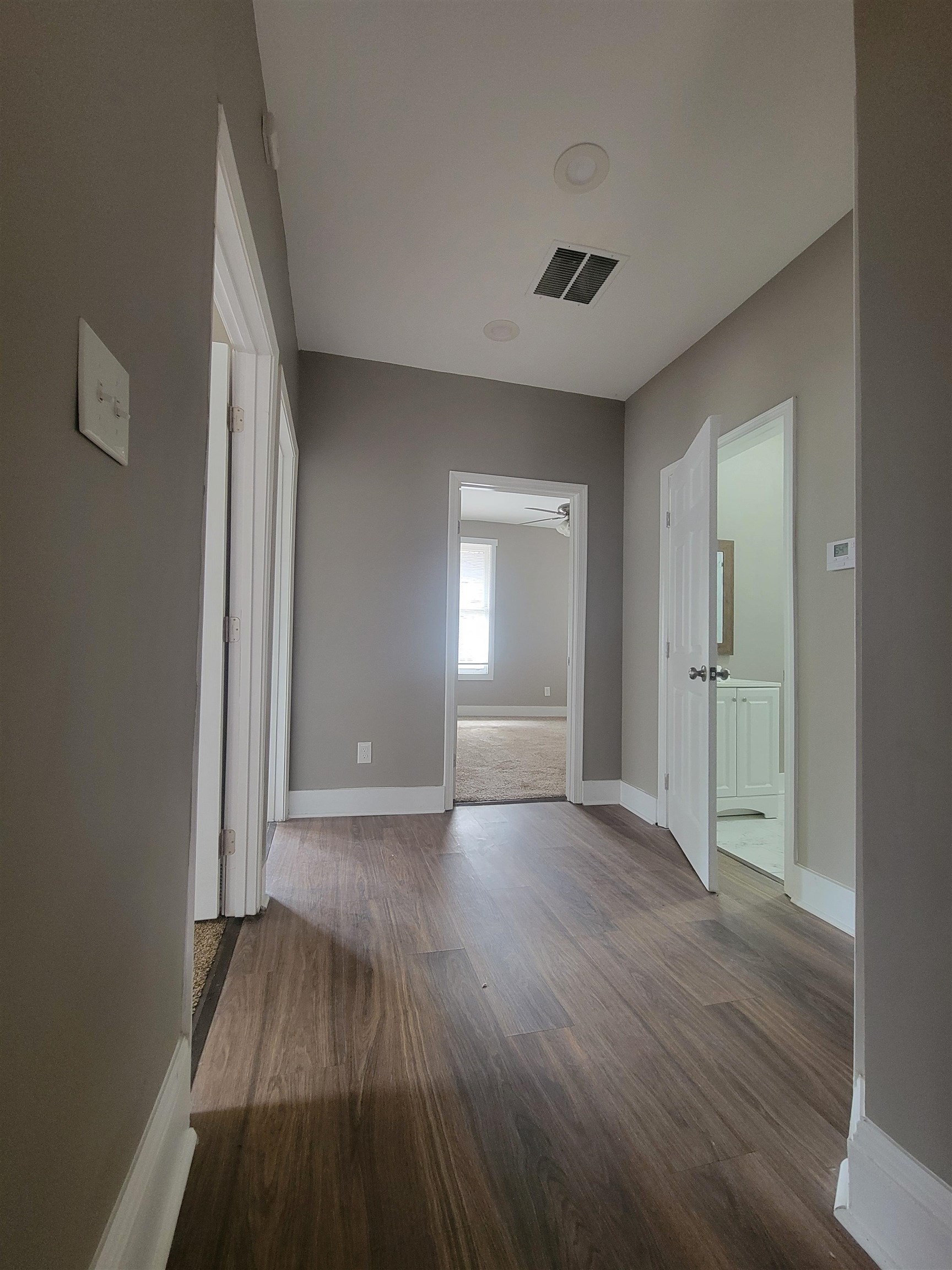 105 N Evergreen St Property Photo 17