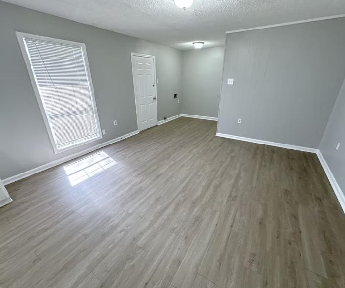 901 Chesterton Dr Property Photo 8