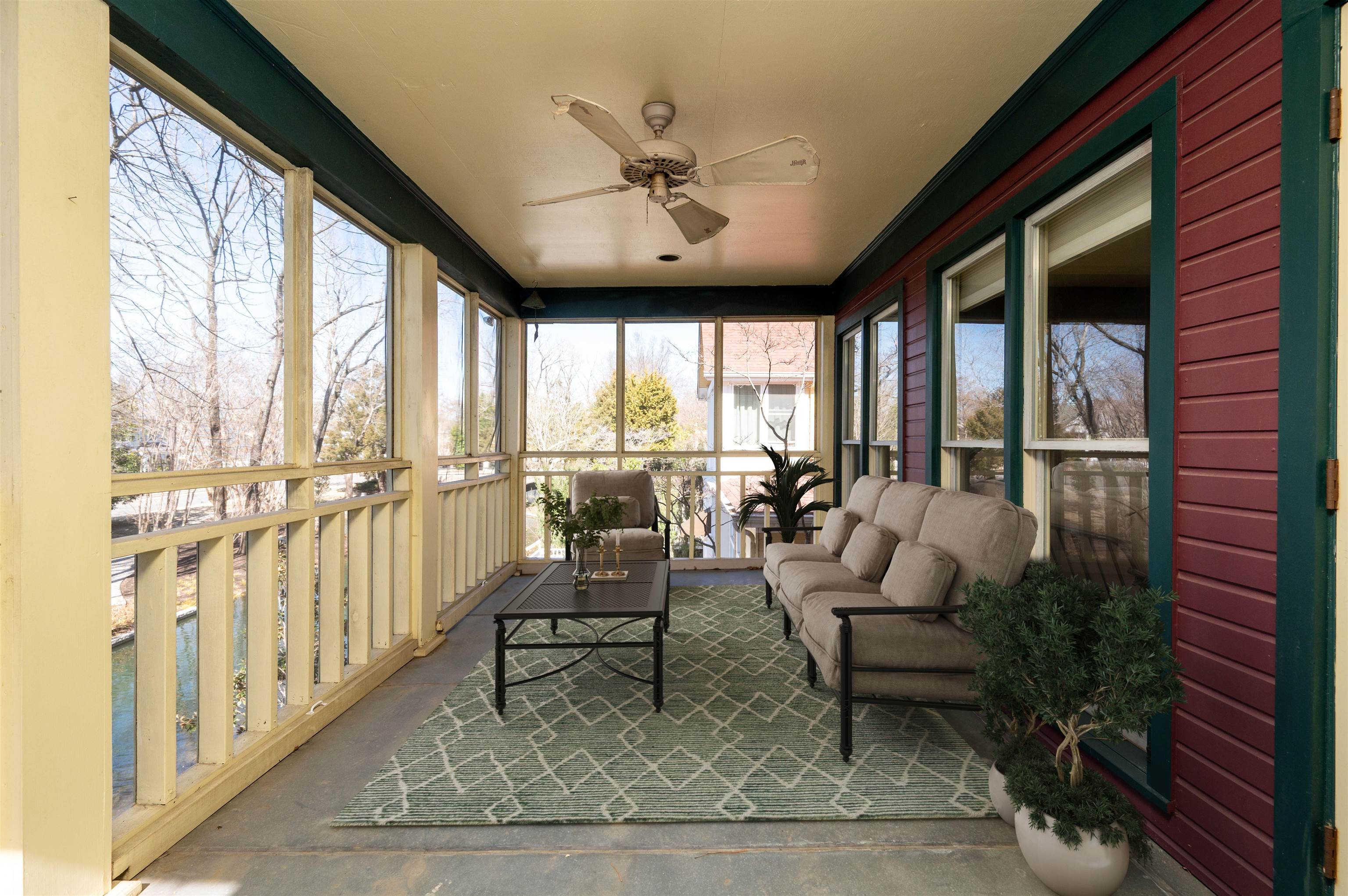 805 Harbor Isle Cir W Property Photo 21