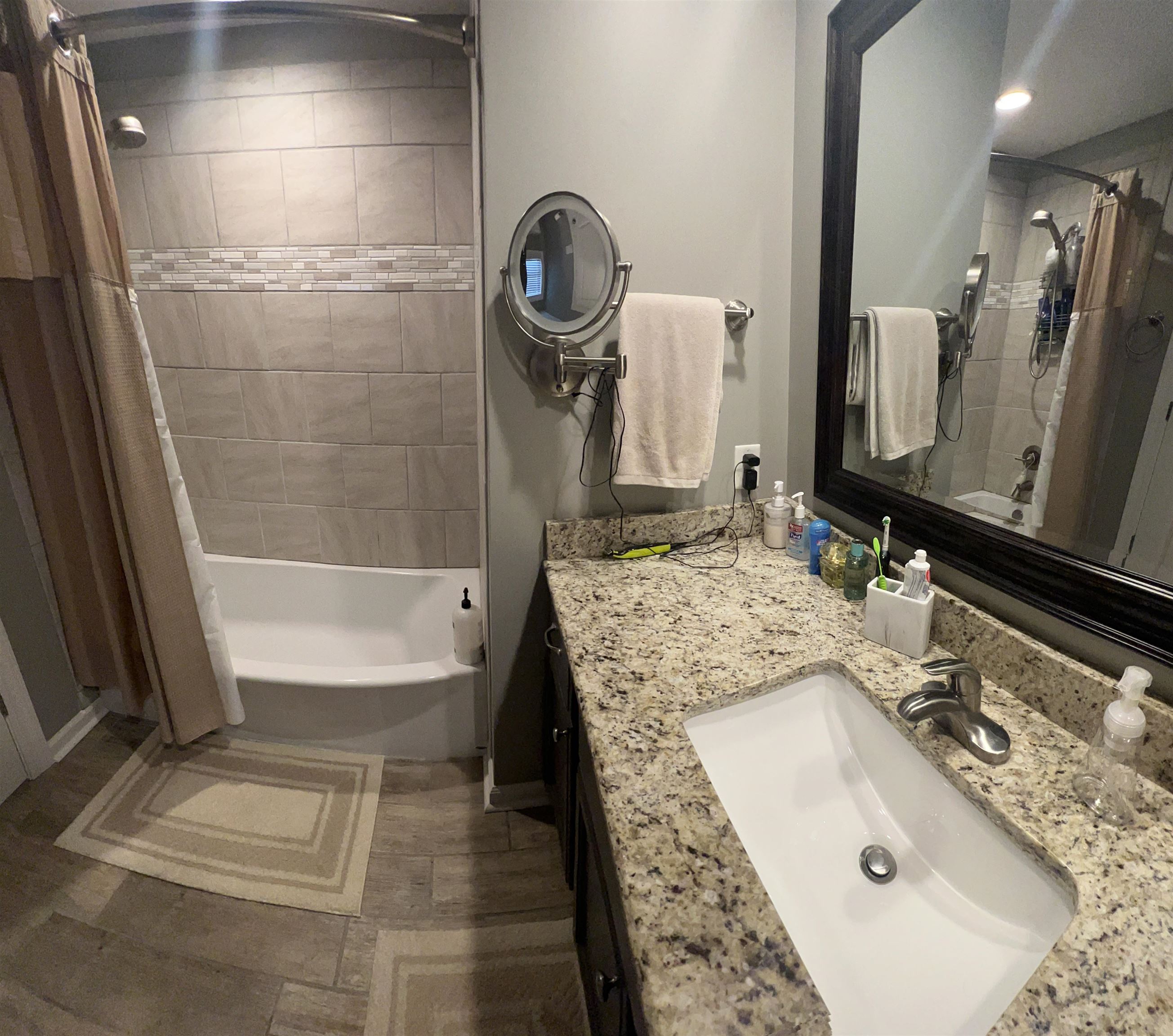 120 Chval Dr Property Photo 16