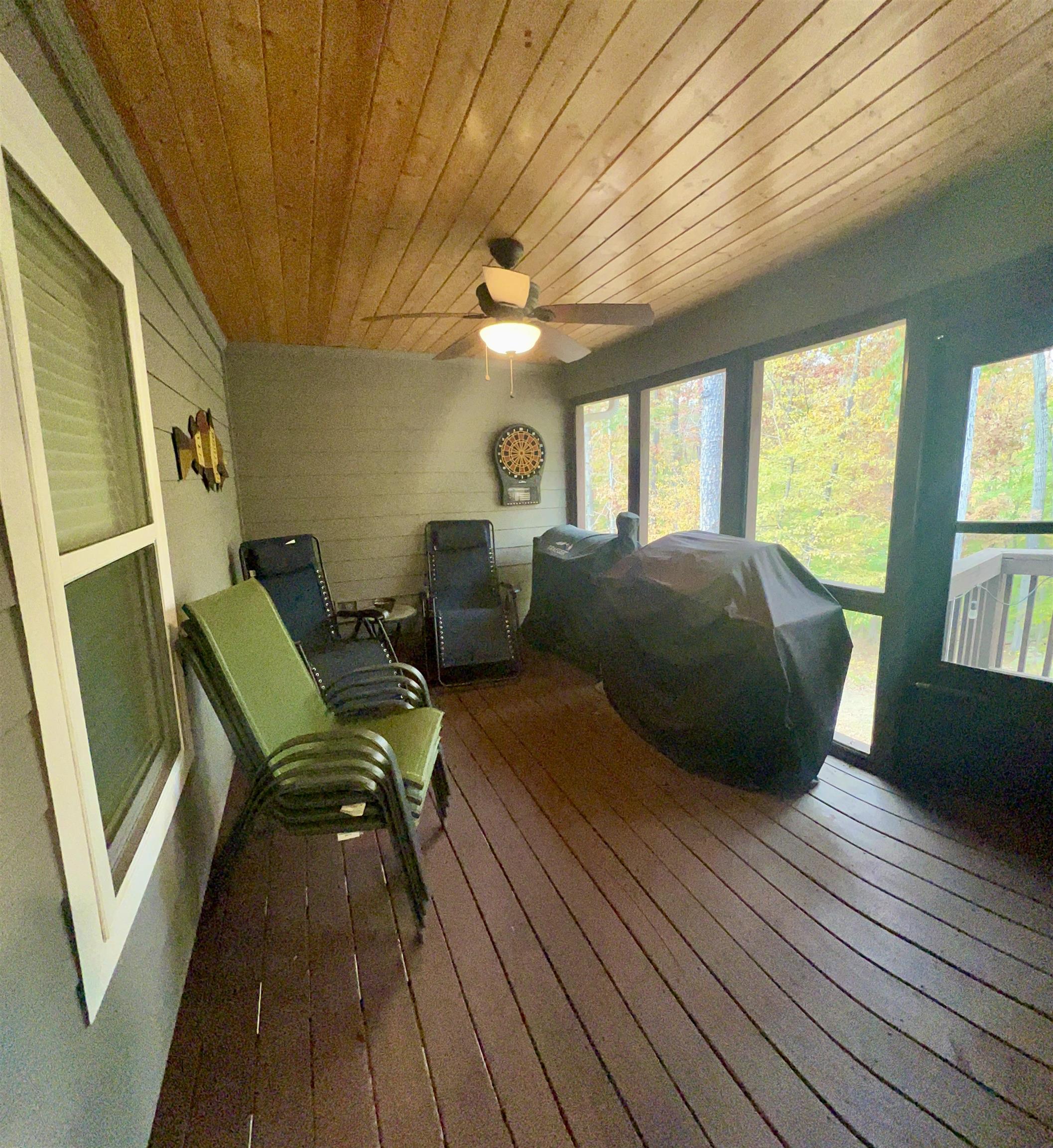 120 Chval Dr Property Photo 20