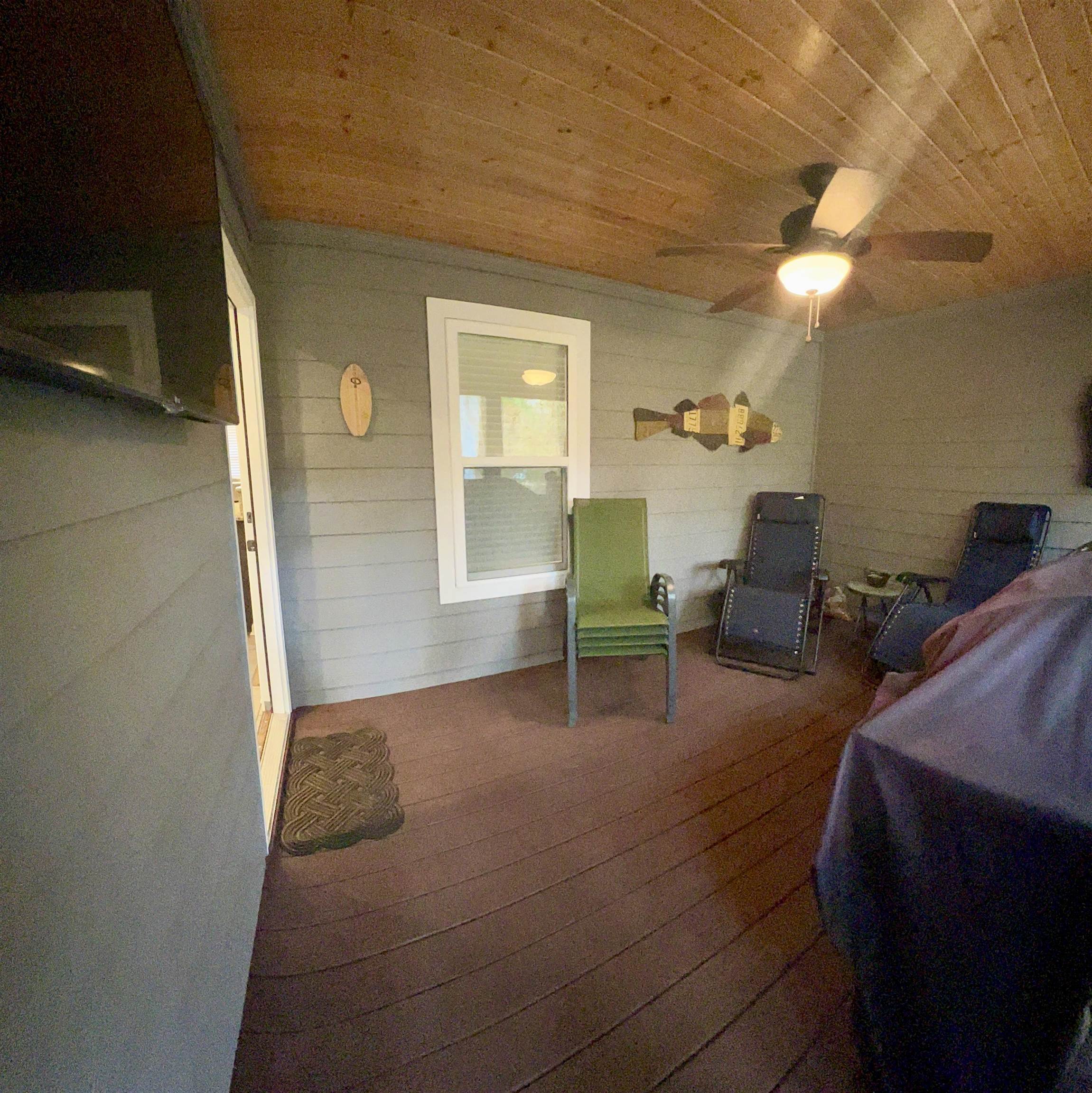120 Chval Dr Property Photo 21
