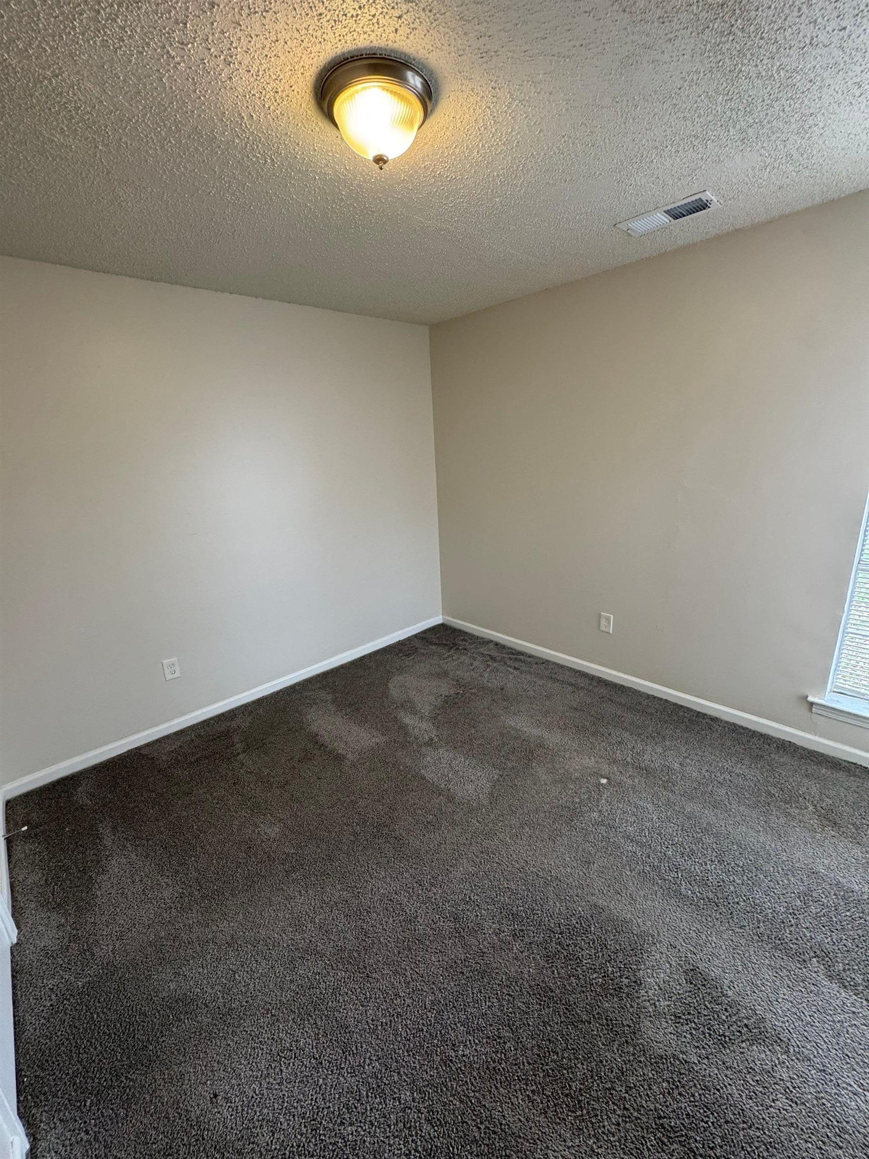 4528 Sugar Creek Rd Property Photo 4