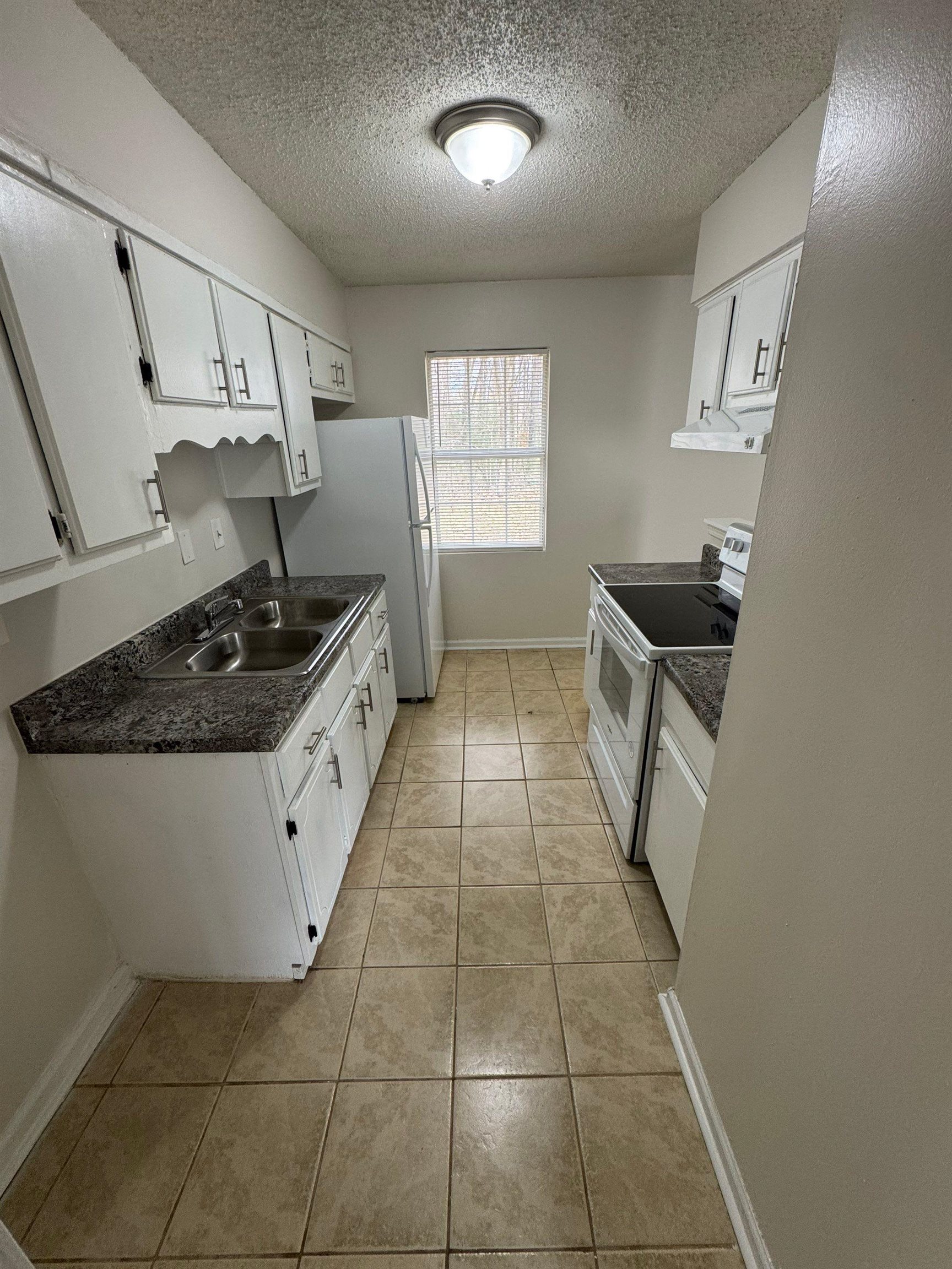 4528 Sugar Creek Rd Property Photo 10