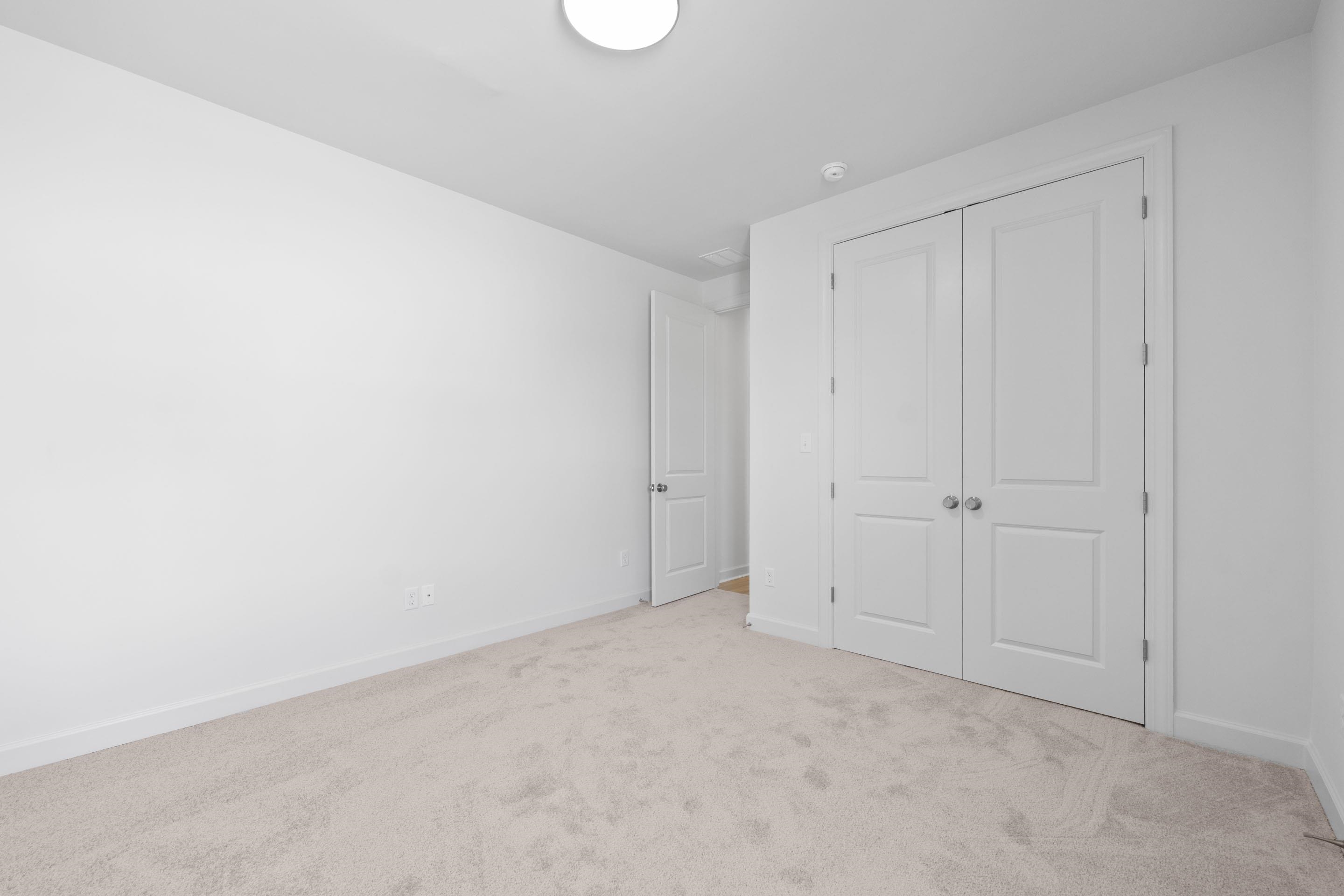 5371 Kaitlynn Rose Dr W Property Photo 27