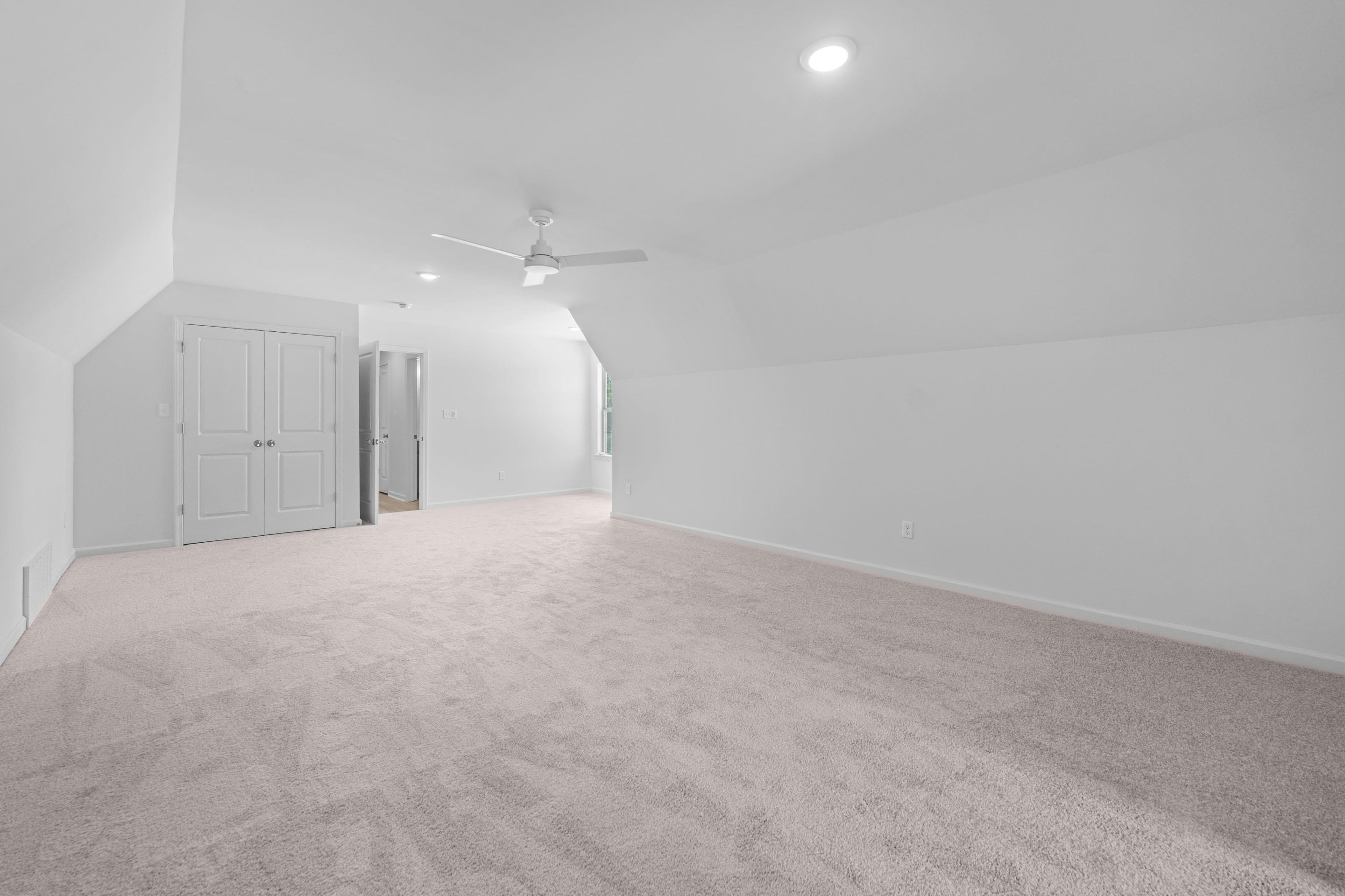 5371 Kaitlynn Rose Dr W Property Photo 29