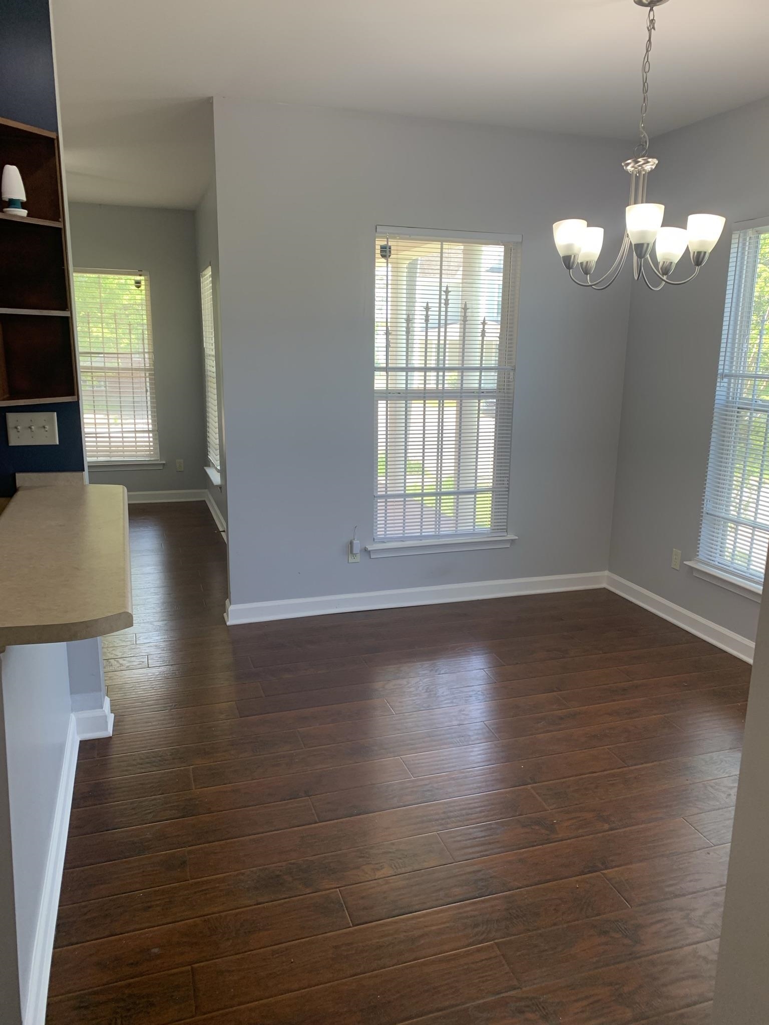 158 Keel Ave Property Photo 4