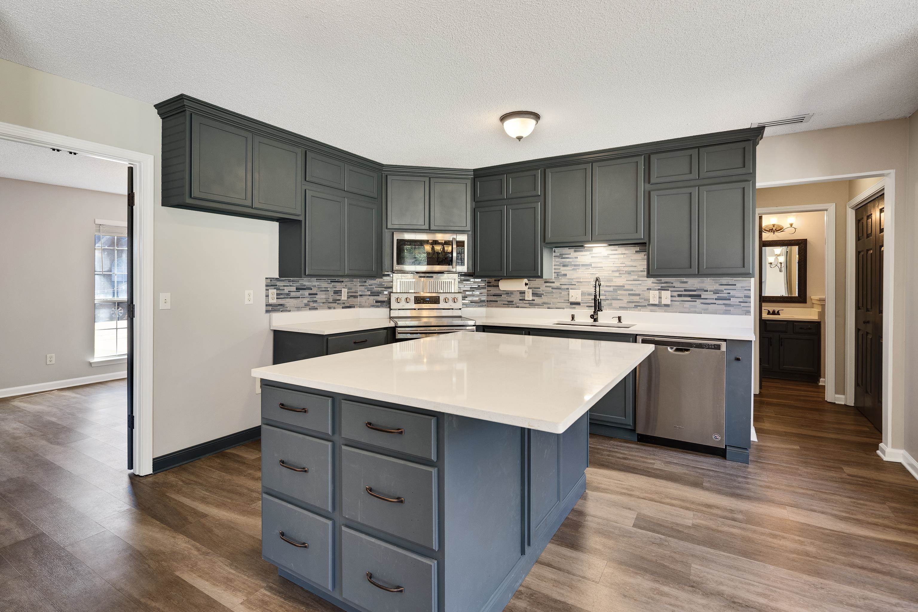 5563 Mary Ln Property Photo 1