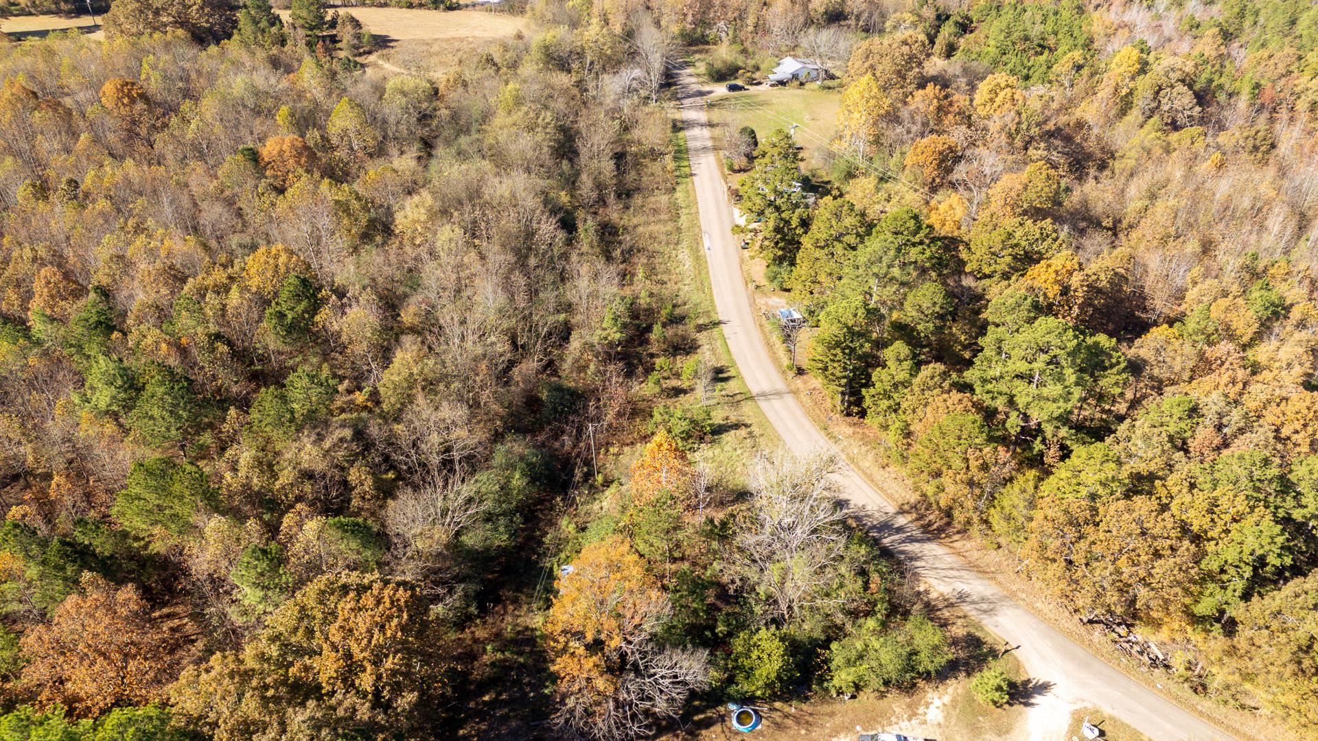 8069 Old Stage Rd Property Photo 28