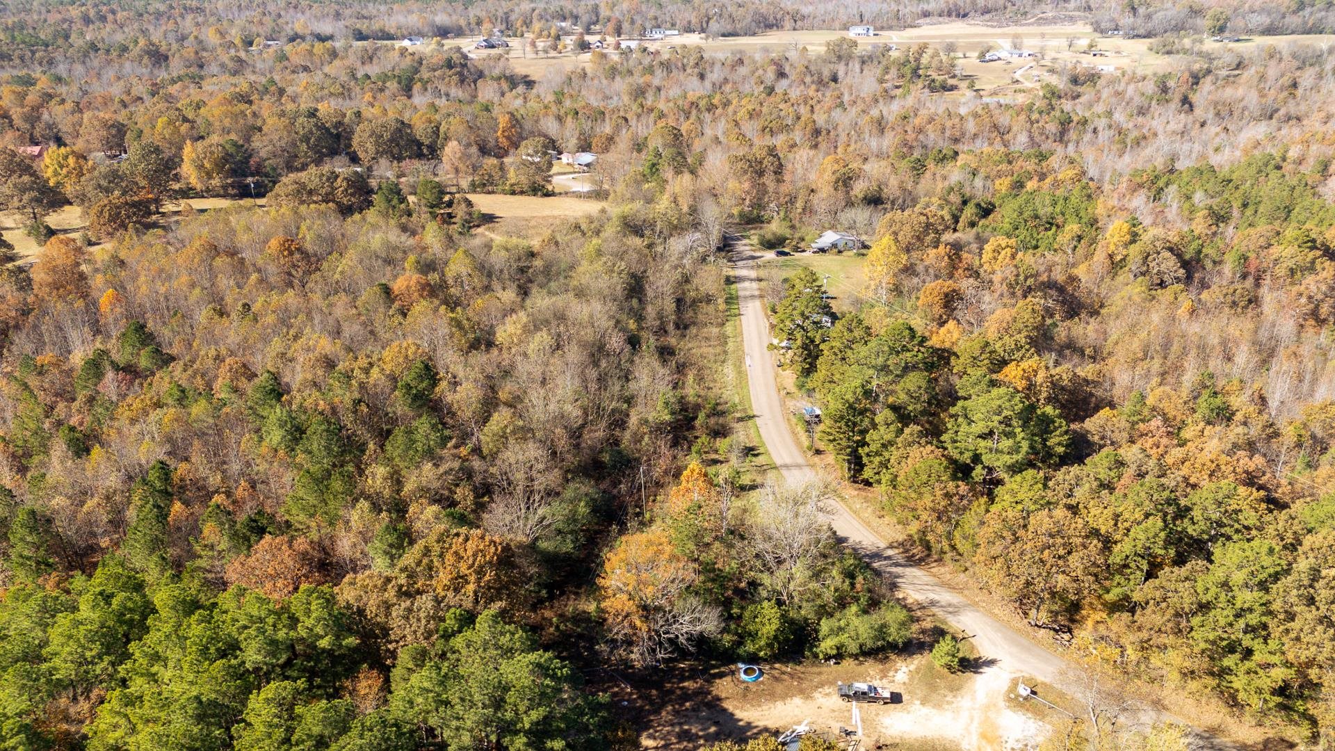 8069 Old Stage Rd Property Photo 29