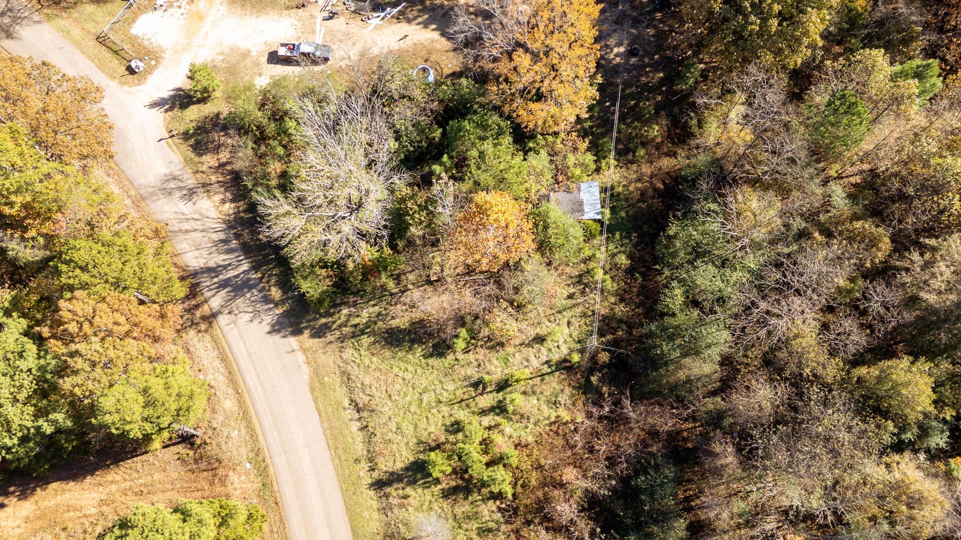 8069 Old Stage Rd Property Photo 33
