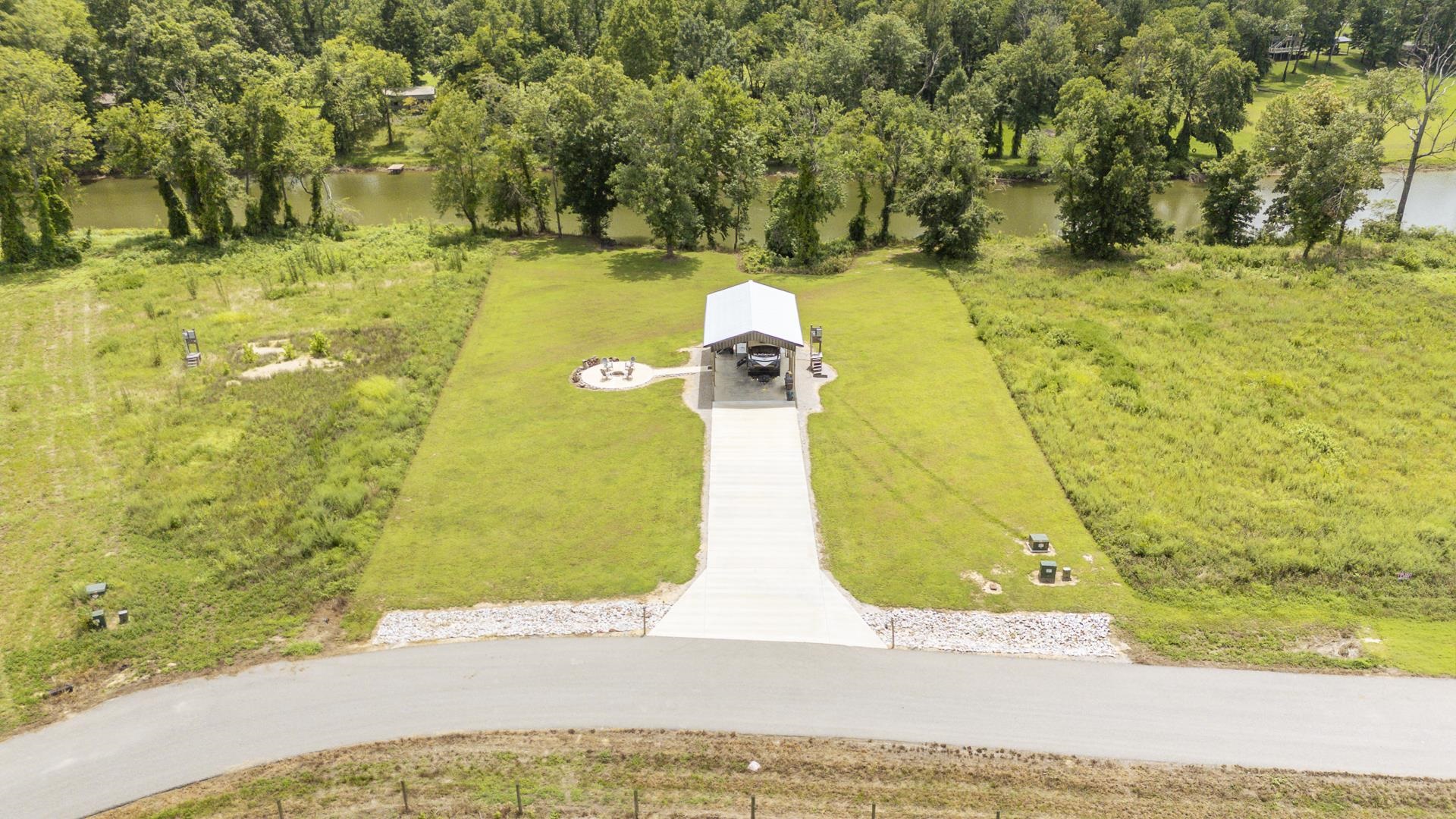 6425 Cravens Rd Property Photo 5