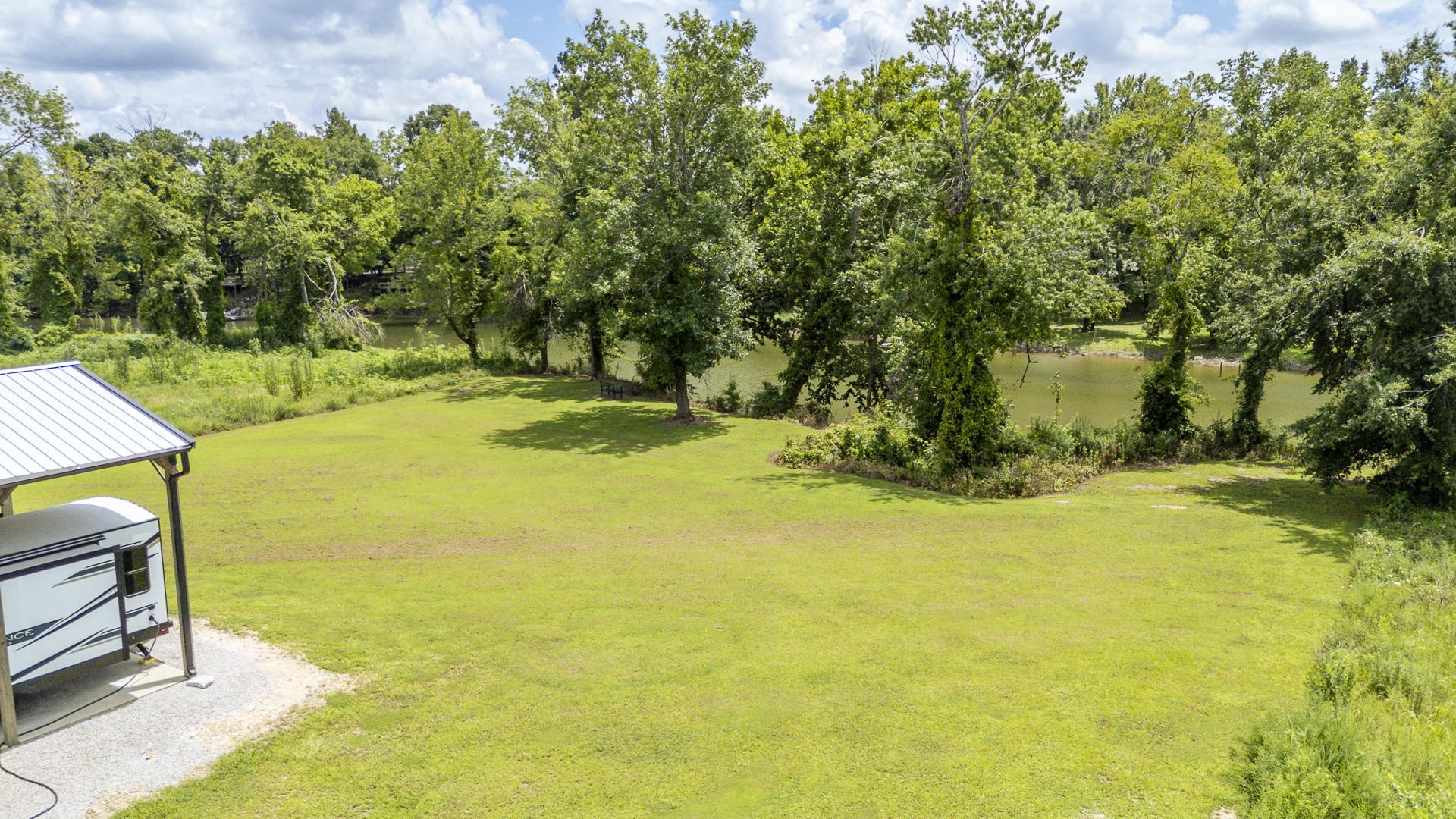 6425 Cravens Rd Property Photo 20