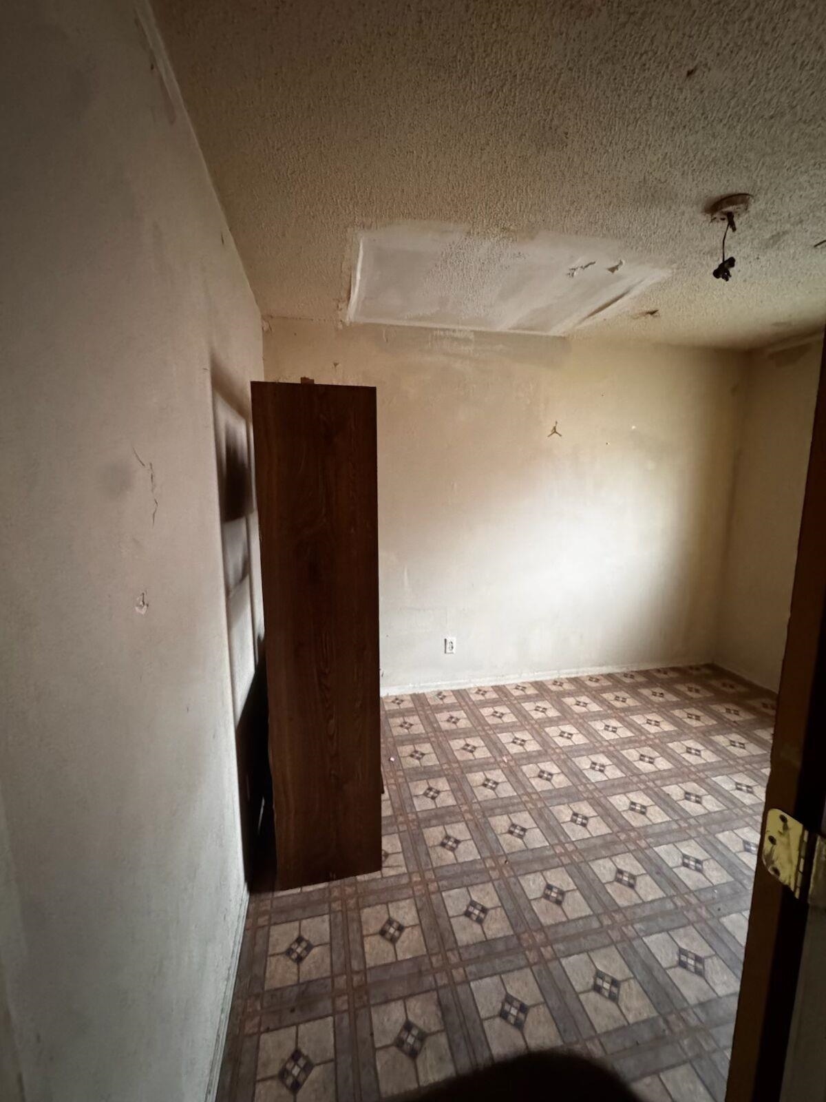 3211 Ford Rd Property Photo 5