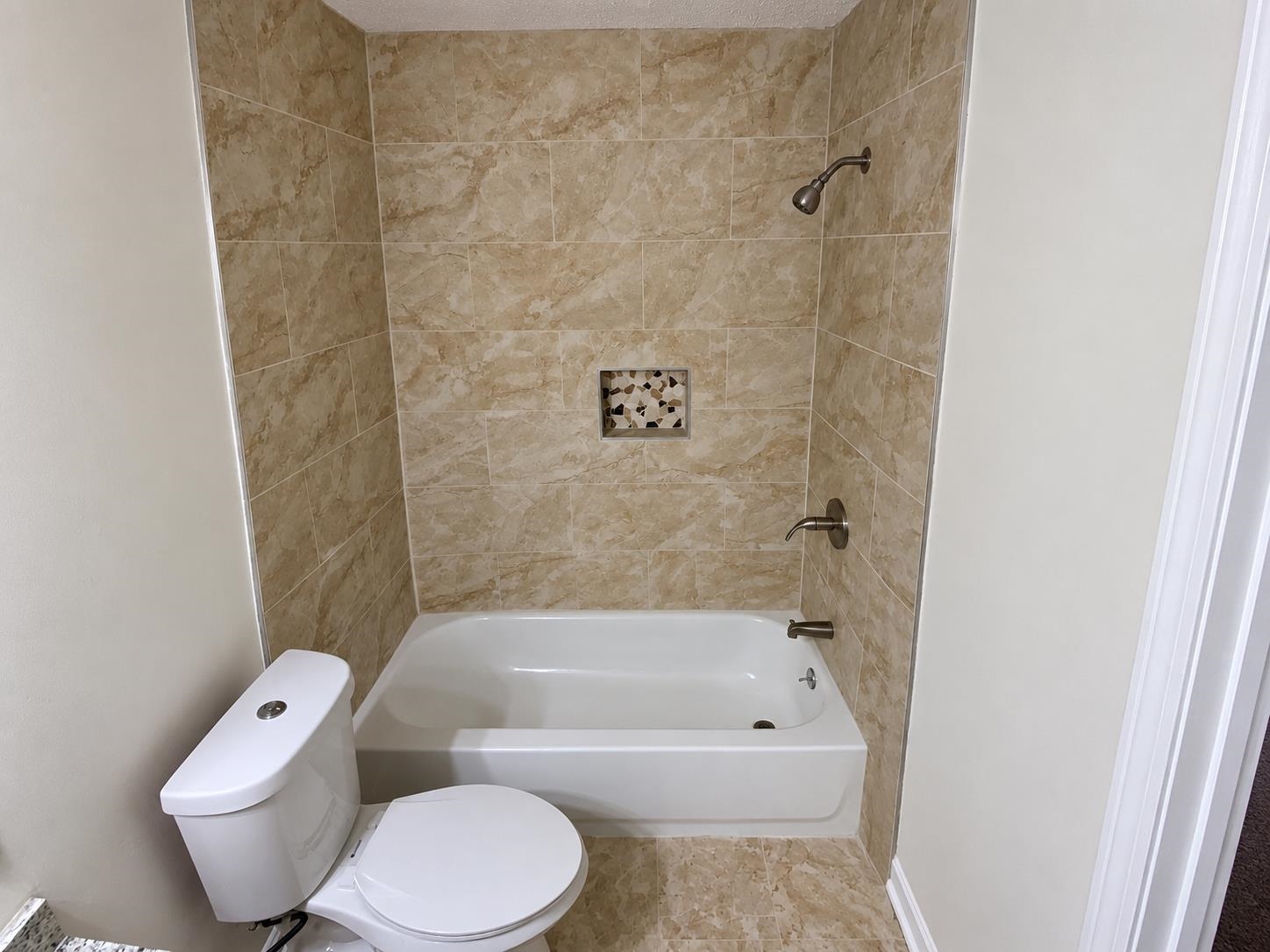 3725 Wax Myrtle Dr Property Photo 9