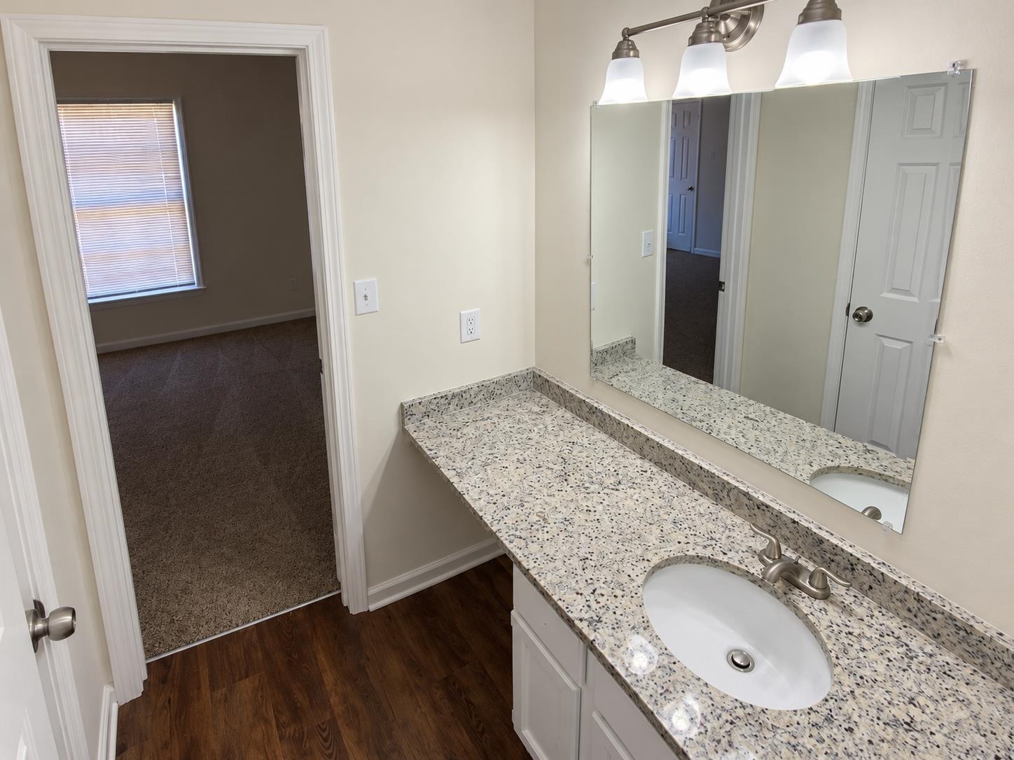 3725 Wax Myrtle Dr Property Photo 10