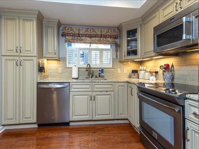 748 Hedgegrove Dr 4803 Property Photo 8