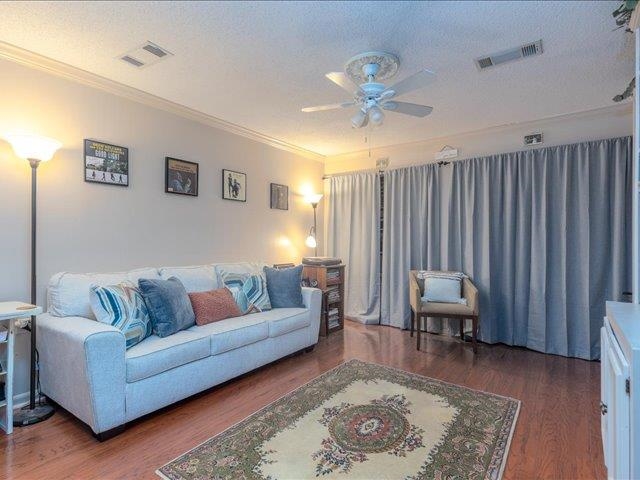 748 Hedgegrove Dr 4803 Property Photo 12